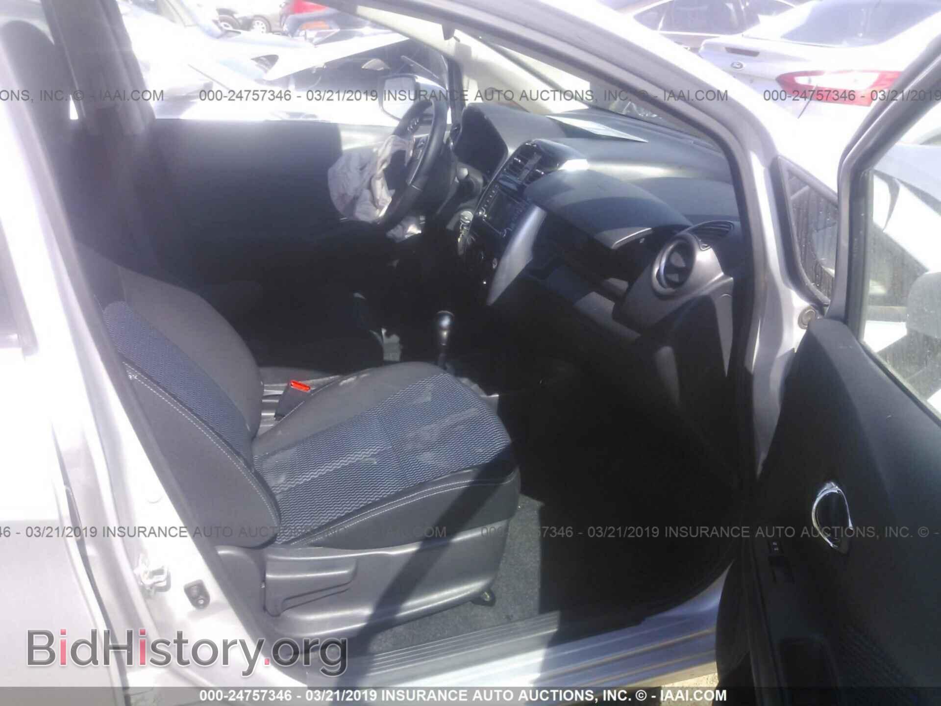 2018 NISSAN VERSA NOTE - VIN: 3N1CE2CP1JL352188 - Фото 5