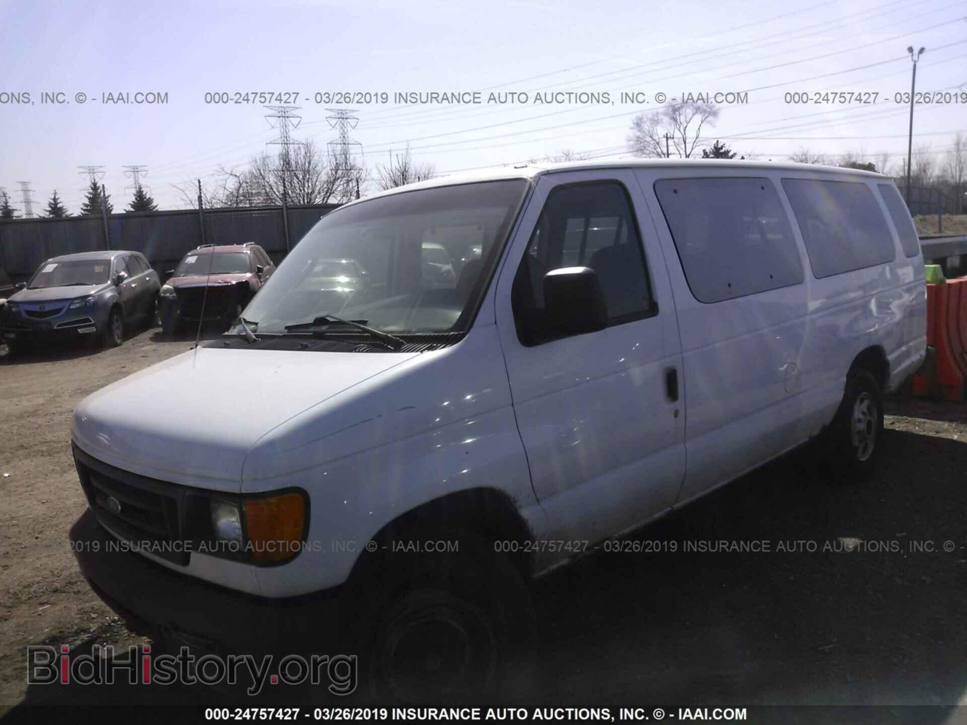 2005 FORD ECONOLINE - VIN: 1FBSS31L95HA78982 - Фото 2
