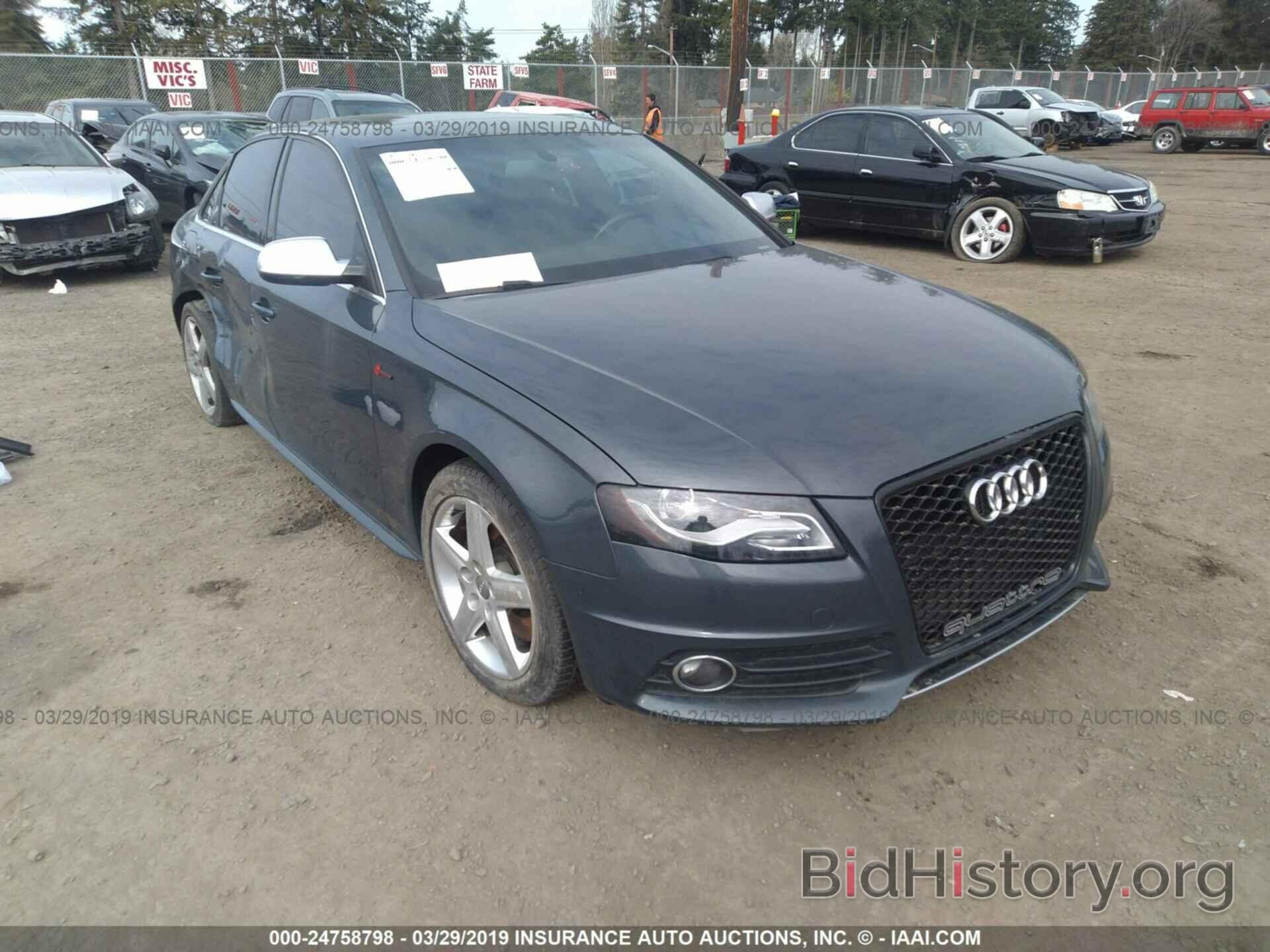 Photo WAUKGAFL7AA081437 - AUDI S4 2010