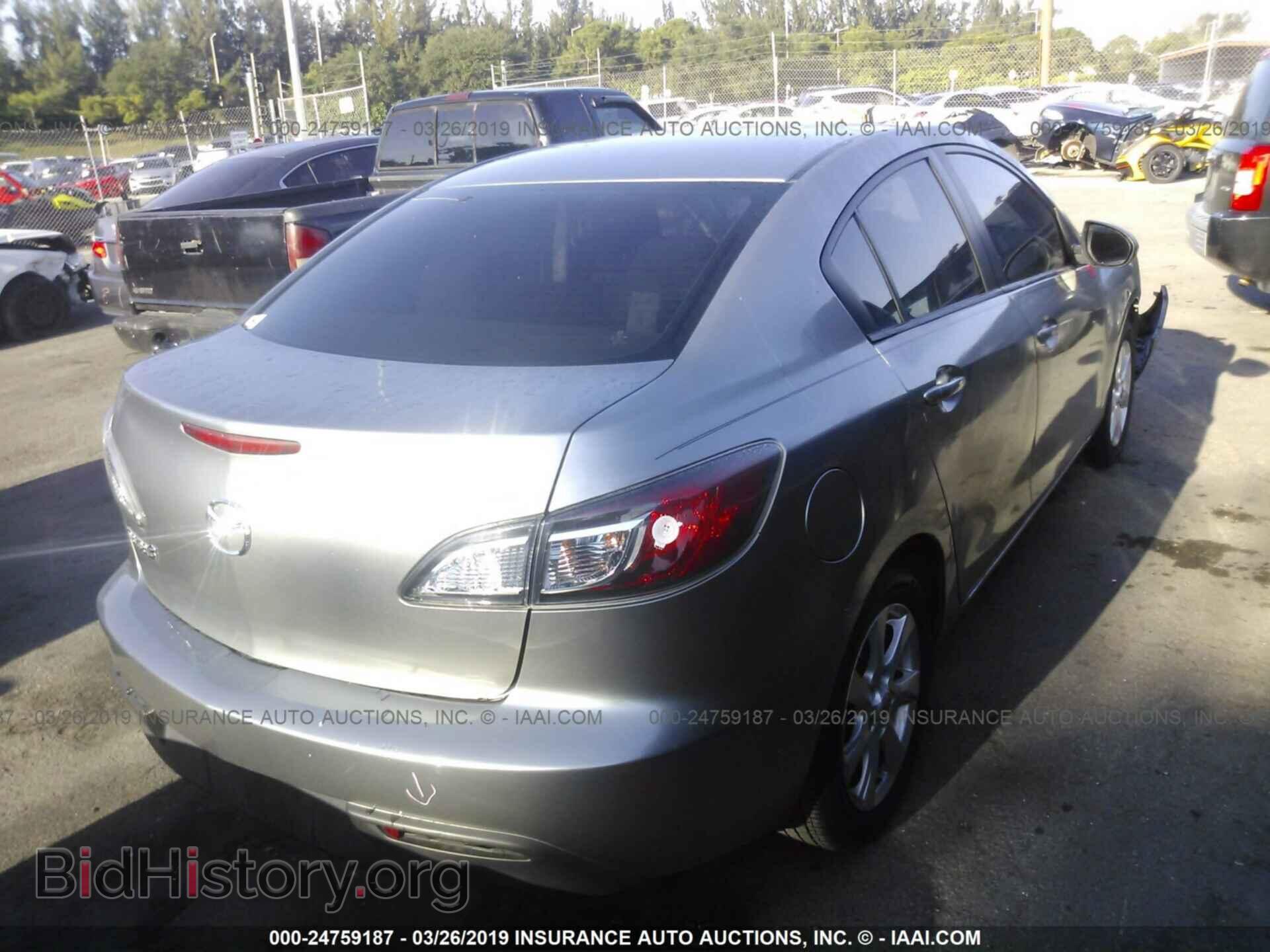 2011 MAZDA 3 - VIN: JM1BL1VF0B1418803 - Фото 4