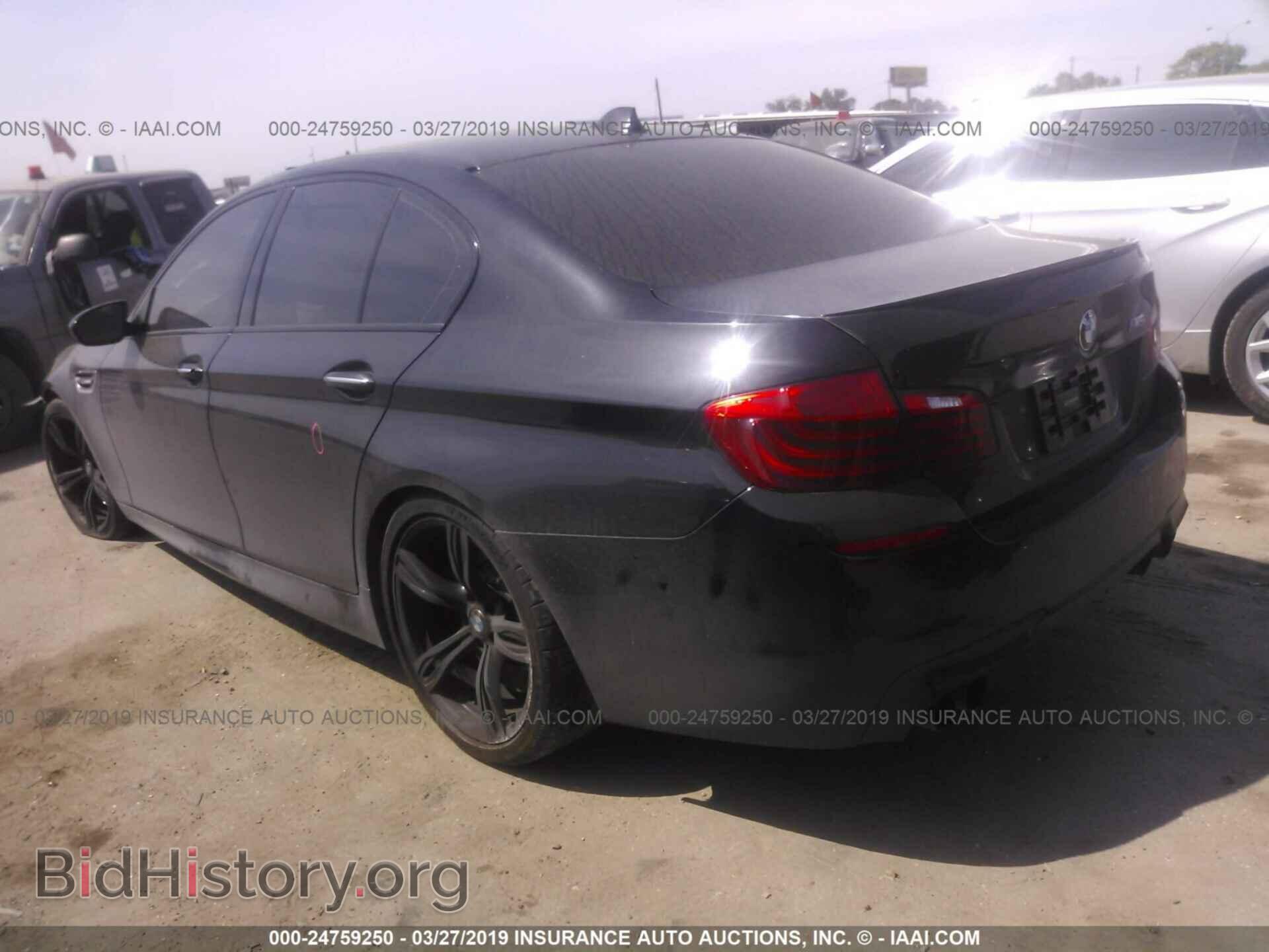 2015 BMW M5 - VIN: WBSFV9C52FD595094 - Фото 3