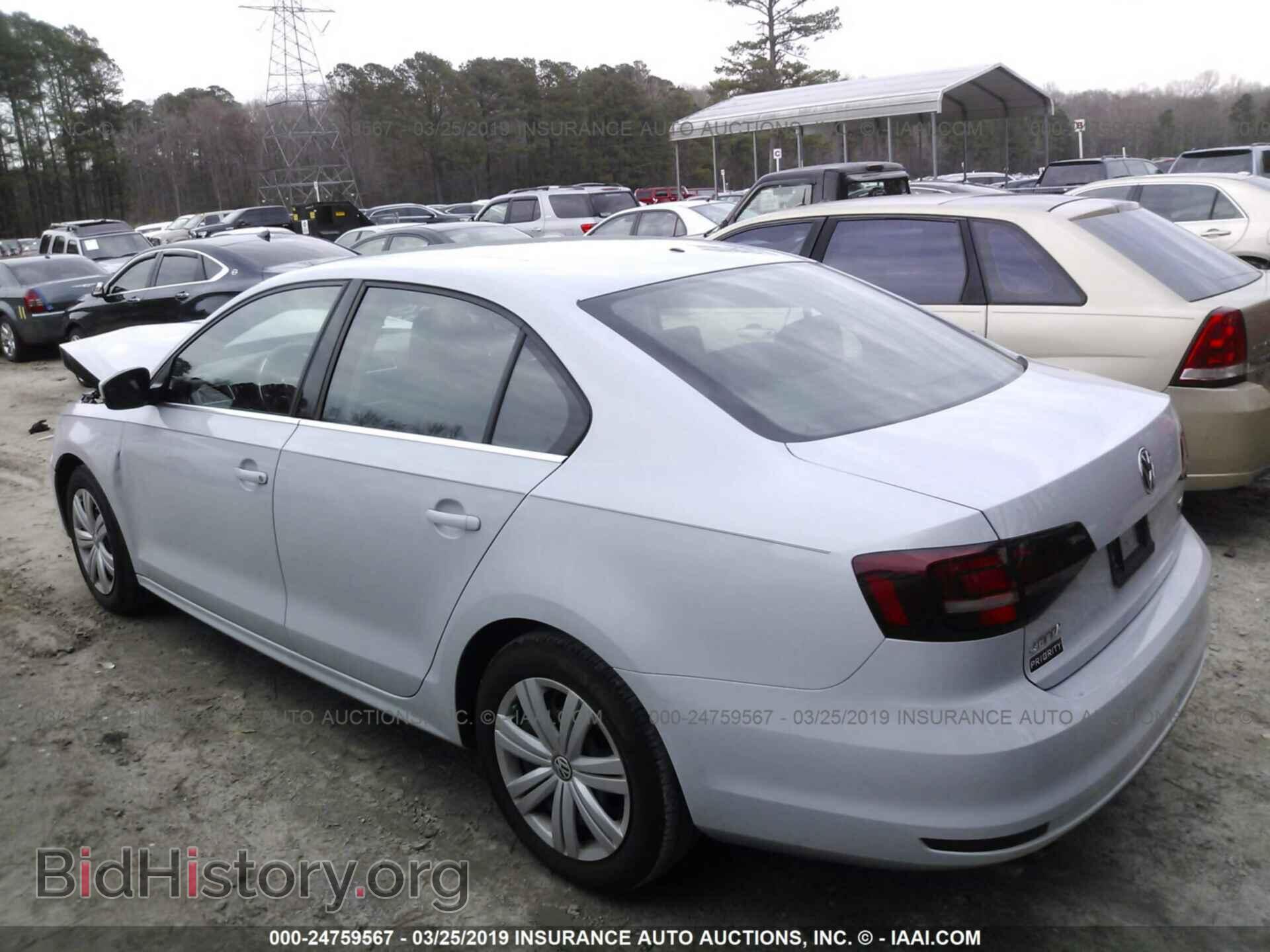 2017 VOLKSWAGEN JETTA - VIN: 3VW2B7AJ0HM376576 - Фото 3