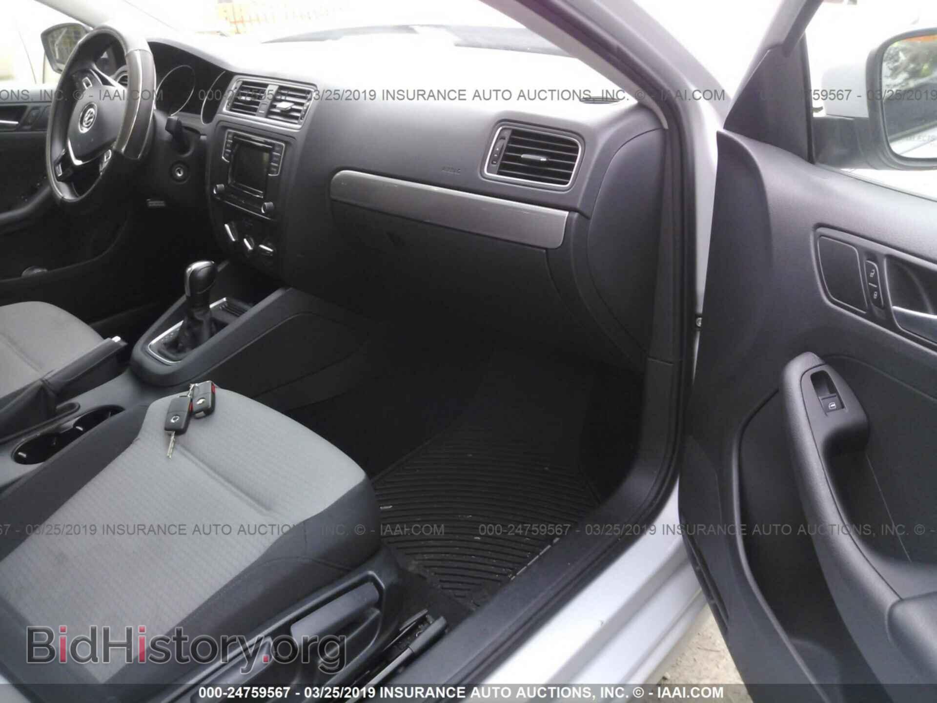 2017 VOLKSWAGEN JETTA - VIN: 3VW2B7AJ0HM376576 - Фото 5