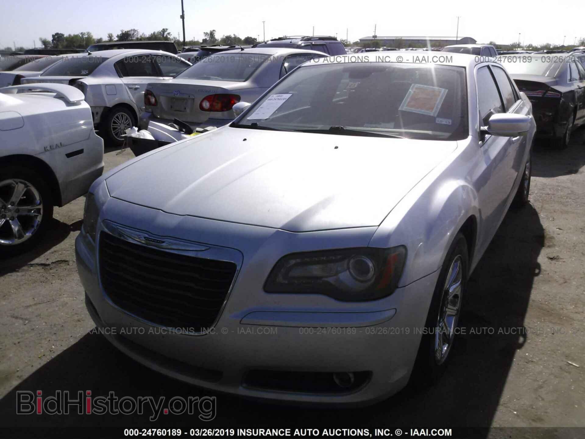 2012 CHRYSLER 300 - VIN: 2C3CCADT8CH136556 - Photo 2