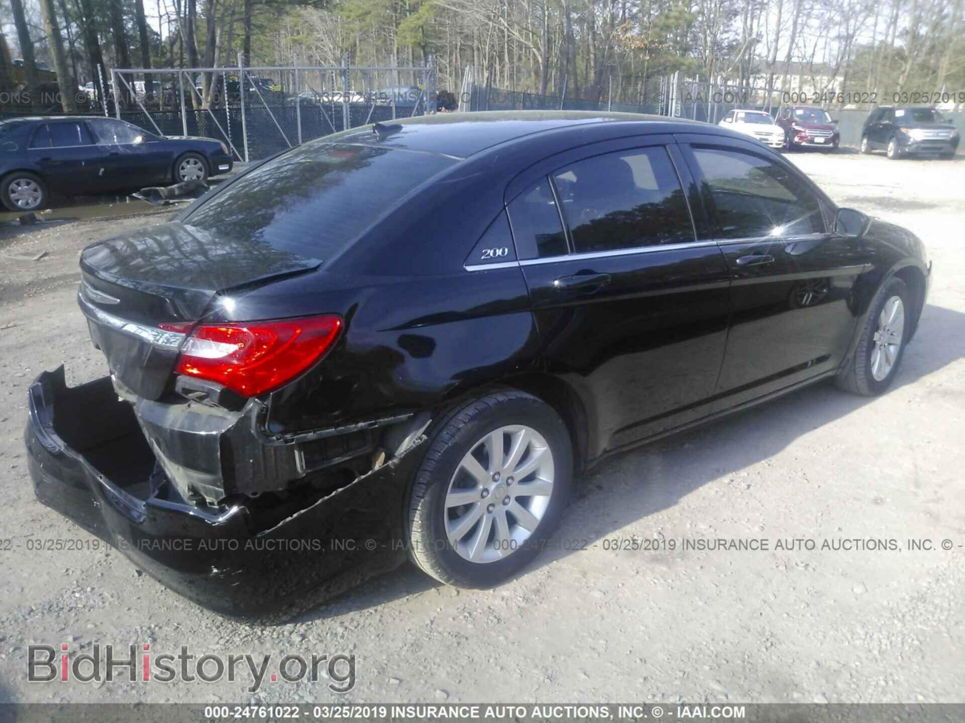 2013 CHRYSLER 200 - VIN: 1C3CCBBB8DN689197 - Photo 4