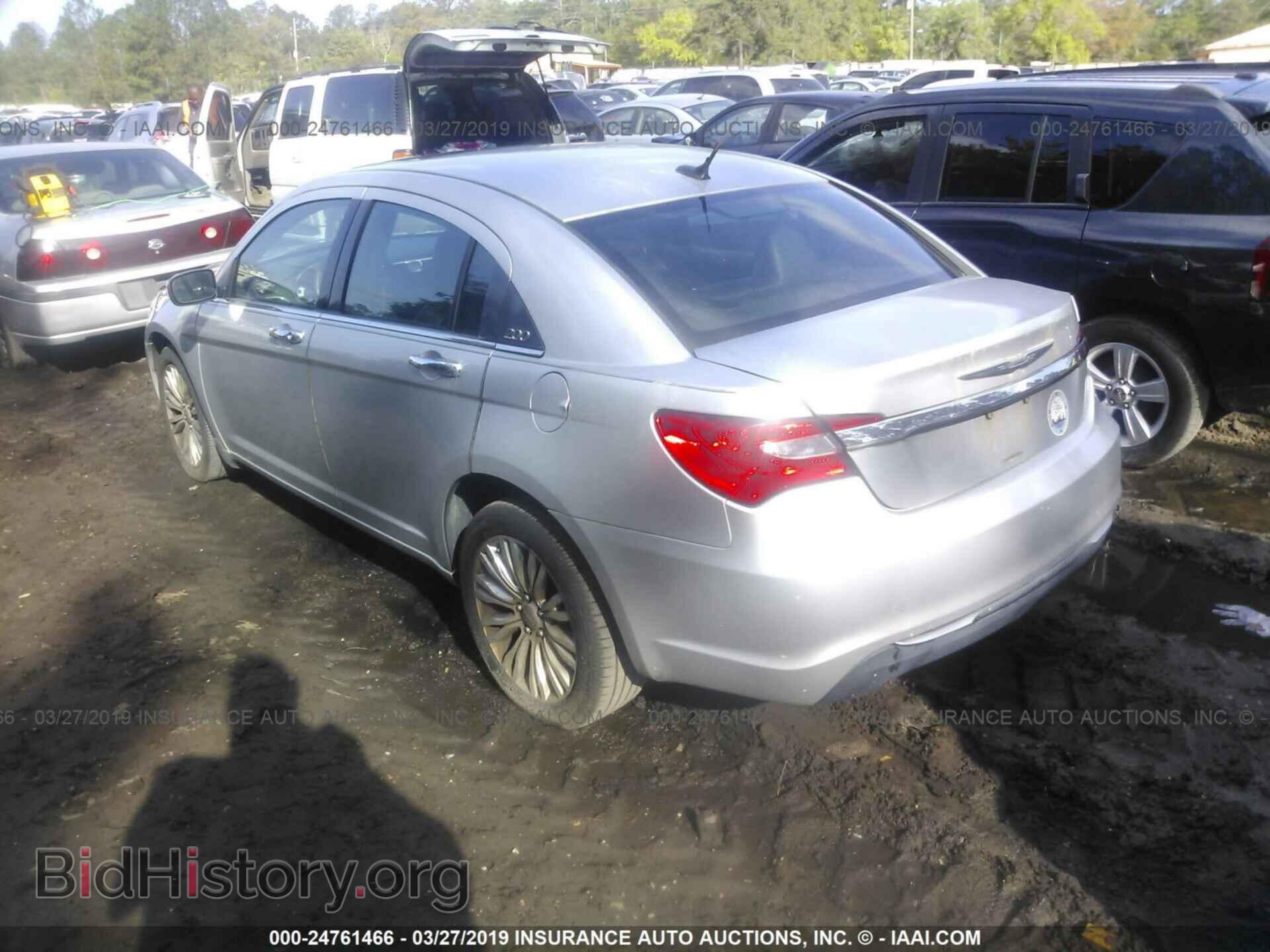 2012 CHRYSLER 200 - VIN: 1C3CCBCBXCN101636 - Фото 3