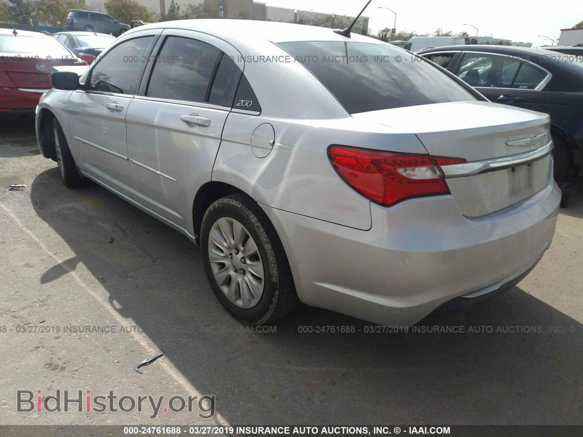 2012 CHRYSLER 200 - VIN: 1C3CCBAB2CN158089 - Фото 3