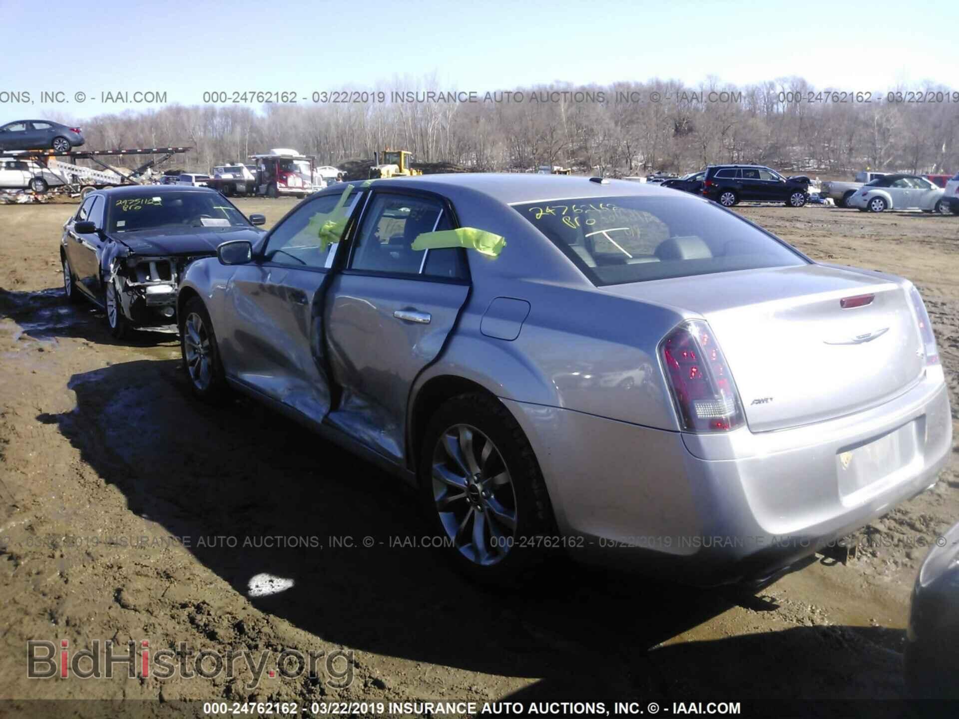 2014 CHRYSLER 300 - VIN: 2C3CCAGG7EH383505 - Фото 3