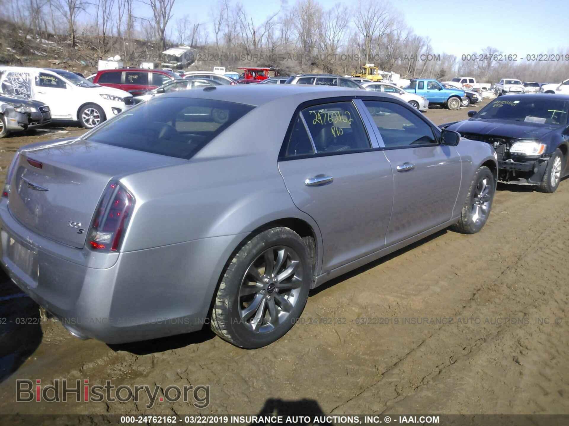 2014 CHRYSLER 300 - VIN: 2C3CCAGG7EH383505 - Фото 4