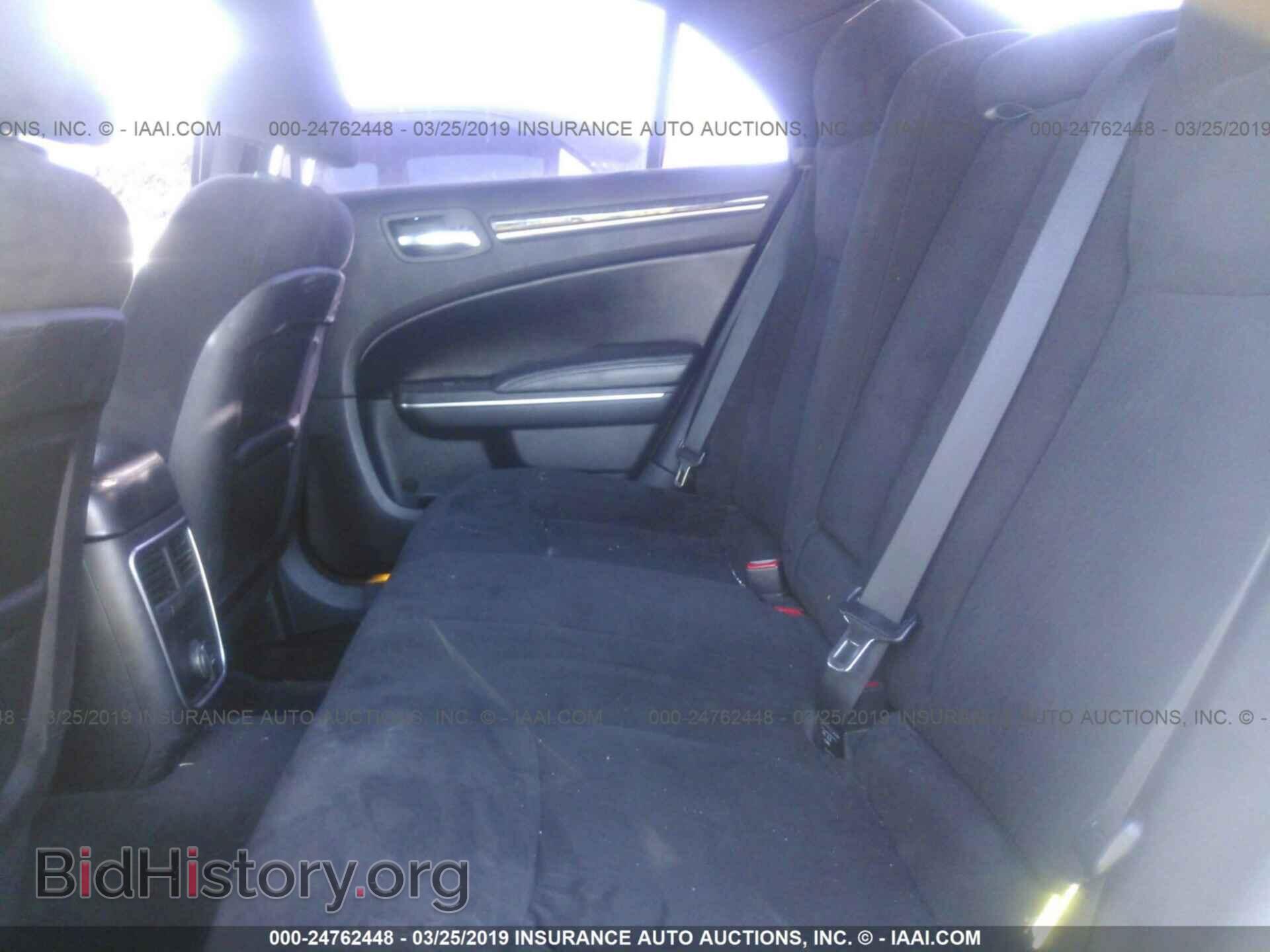 2011 CHRYSLER 300 - VIN: 2C3CA4CG4BH533787 - Фото 8