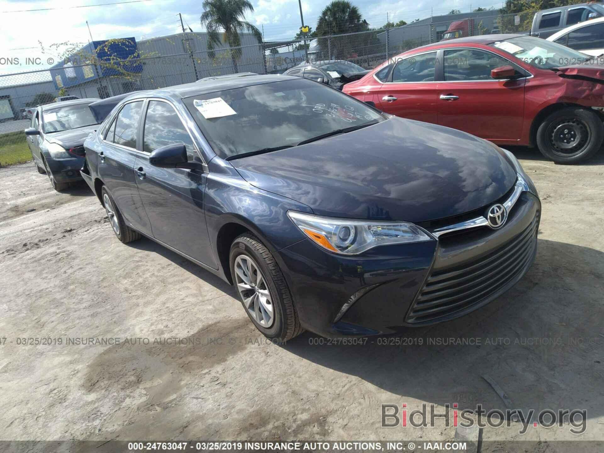 Photo 4T1BF1FKXHU664439 - TOYOTA CAMRY 2017