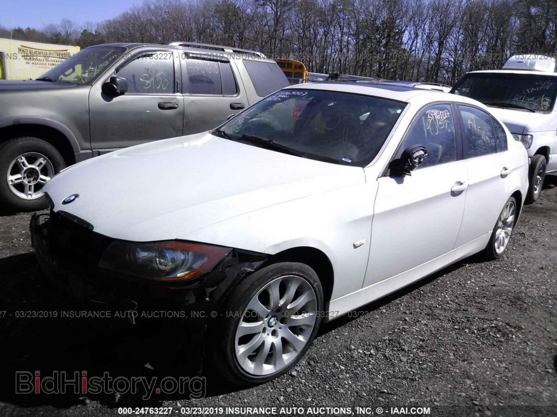 2006 BMW 330 - VIN: WBAVD33576KV67433 - Фото 2