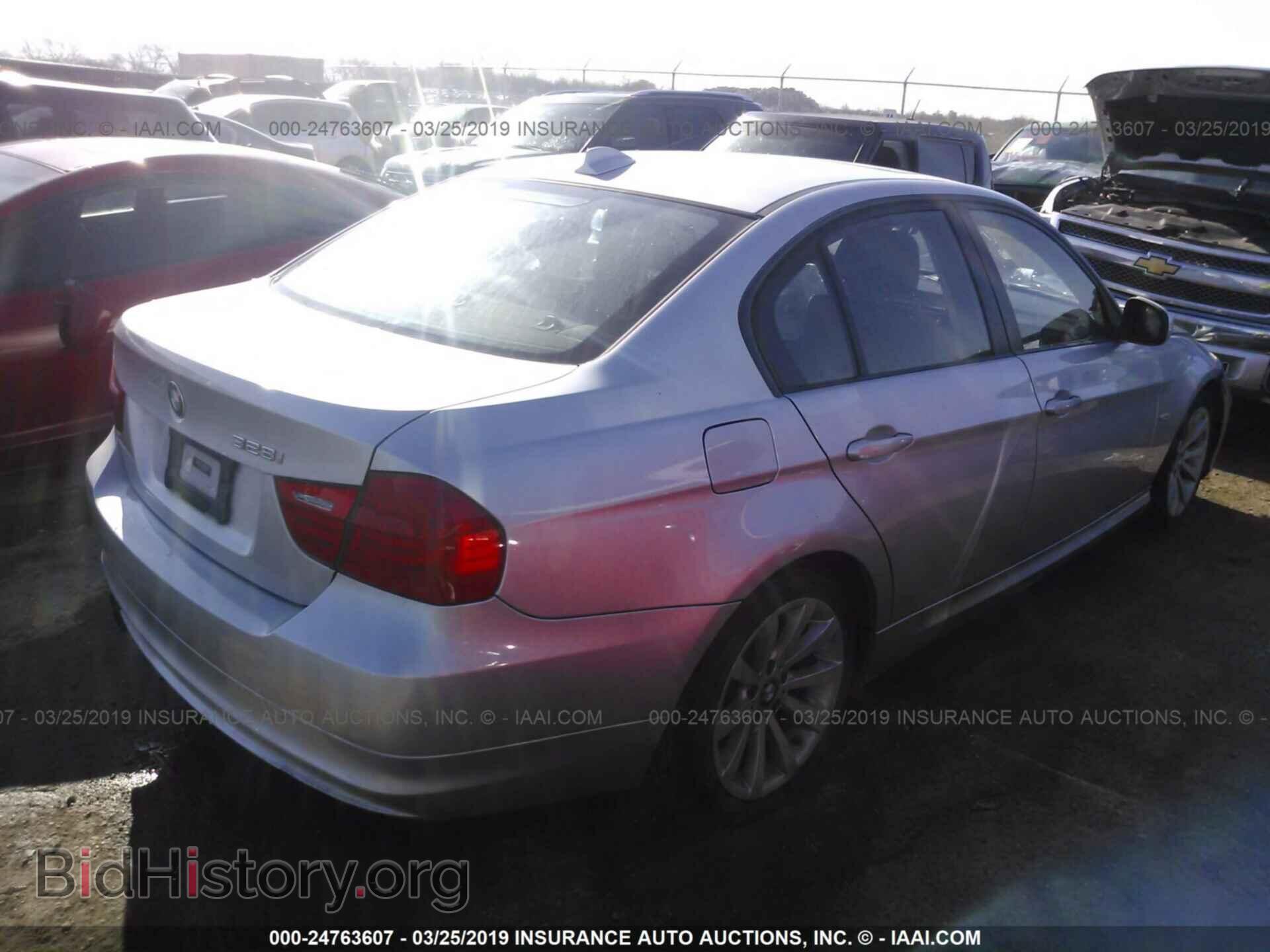 2011 BMW 328 - VIN: WBAPH7C56BE682683 - Фото 4