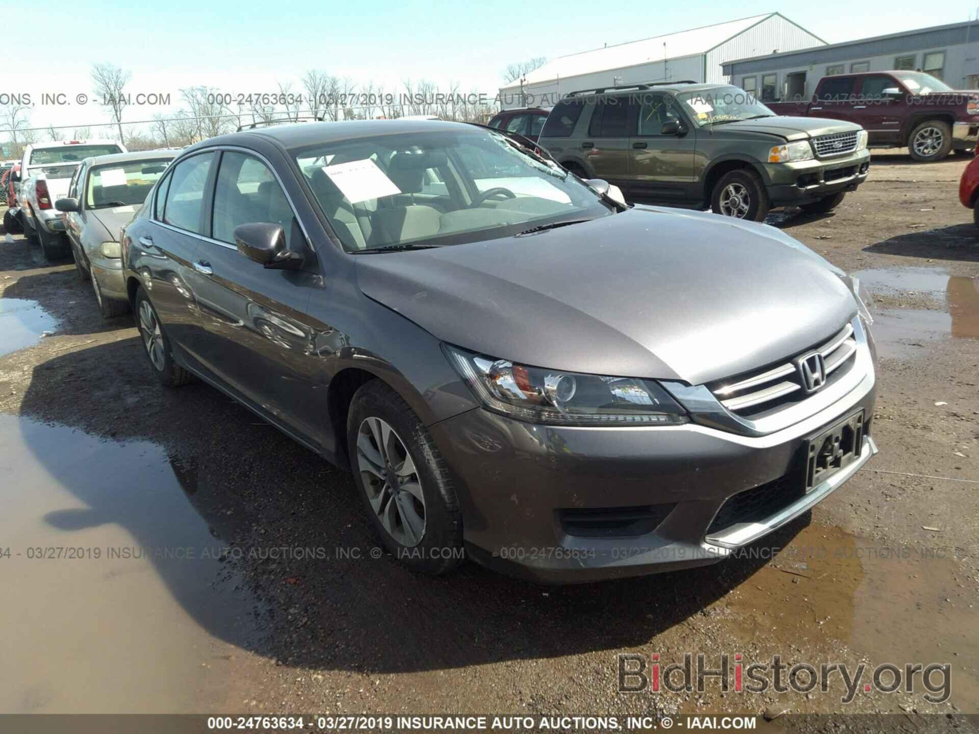 Photo 1HGCR2F39DA254615 - HONDA ACCORD 2013