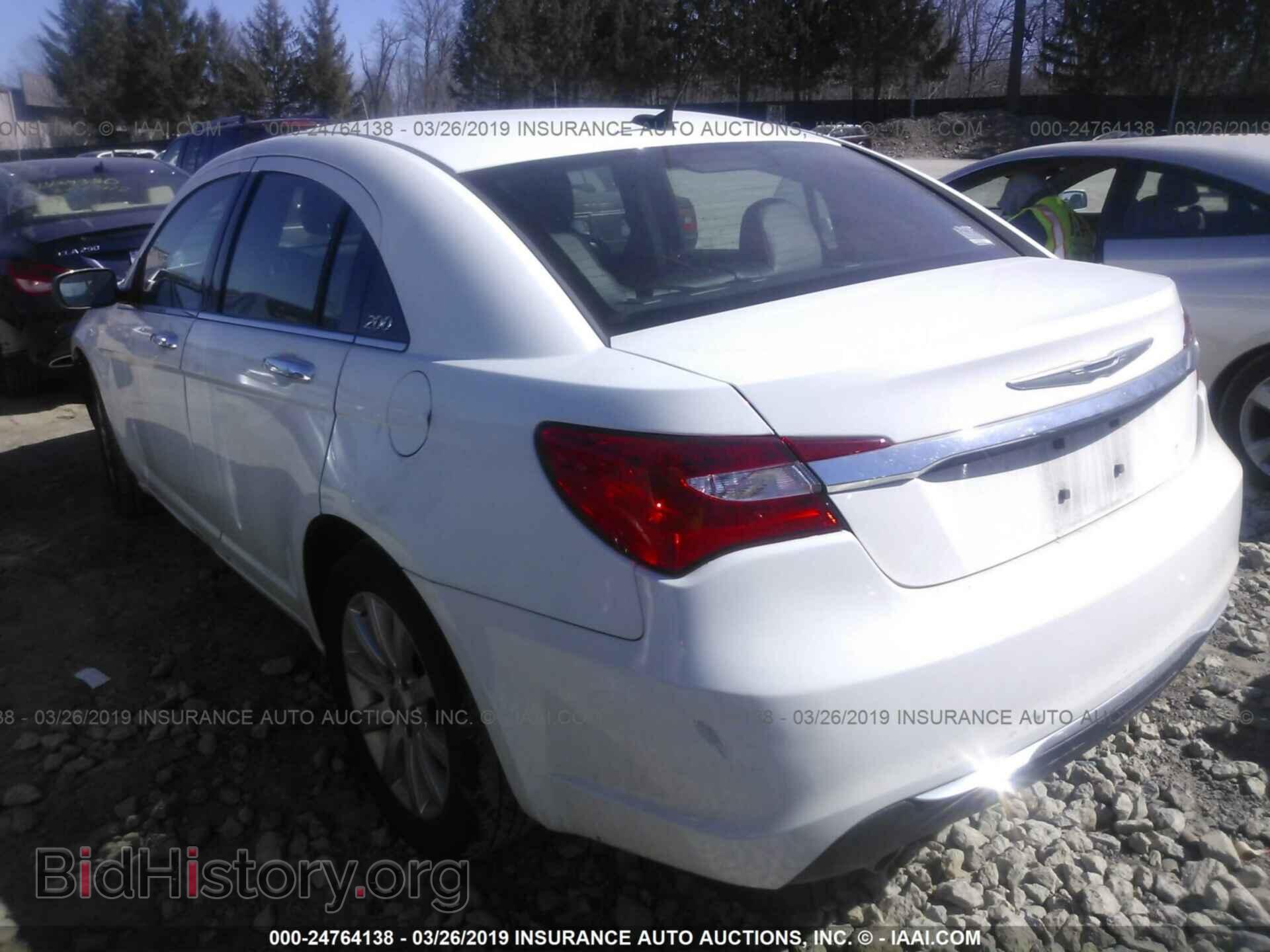 2013 CHRYSLER 200 - VIN: 1C3CCBCG6DN745308 - Photo 3
