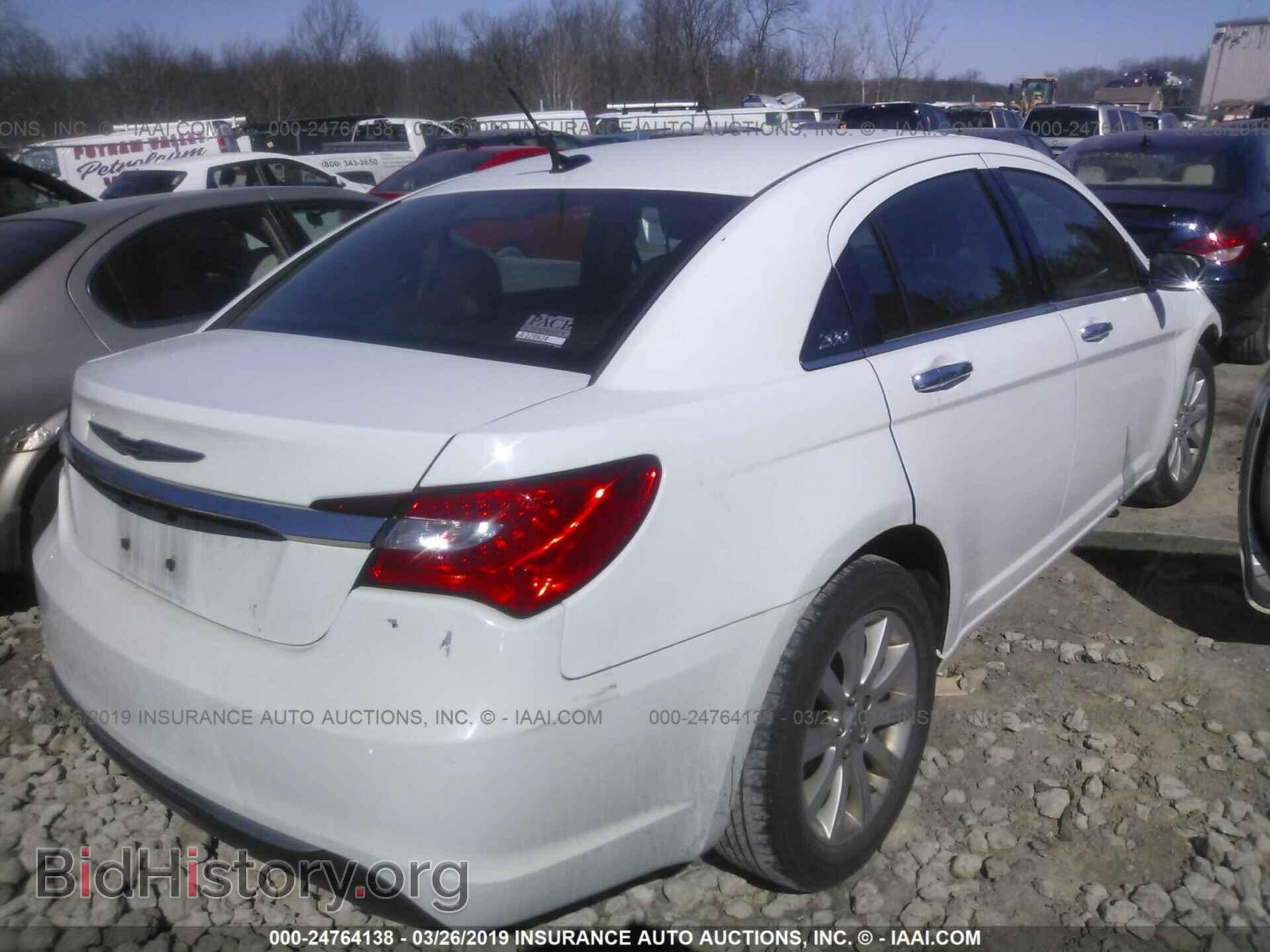 2013 CHRYSLER 200 - VIN: 1C3CCBCG6DN745308 - Photo 4