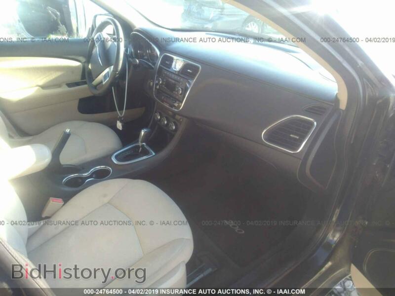 2012 Chrysler 200 (VIN 1C3CCBBGXCN228416) — photo 5 of 10