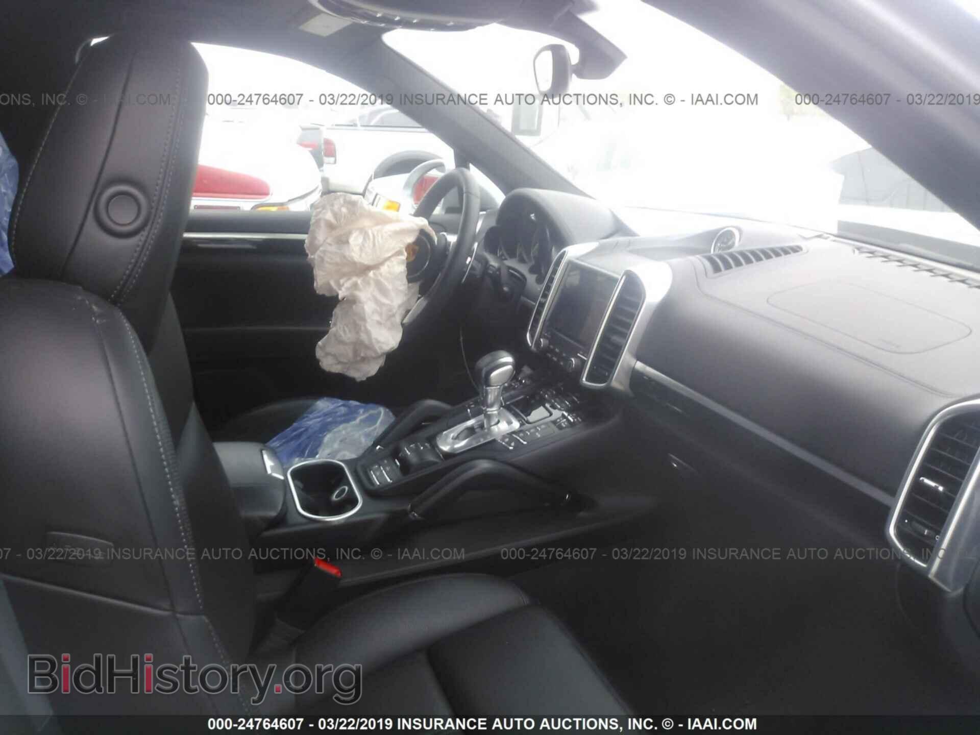 2017 PORSCHE CAYENNE - VIN: WP1AE2A20HLA75713 - Фото 5