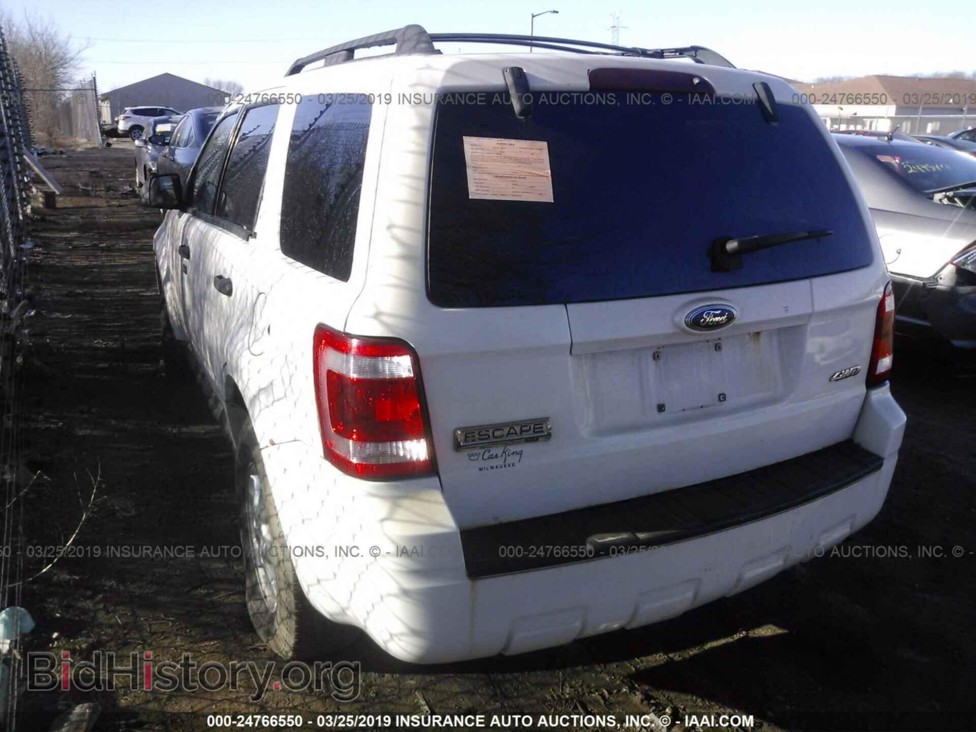 2009 FORD ESCAPE - VIN: 1FMCU93709KB02720 - Фото 3