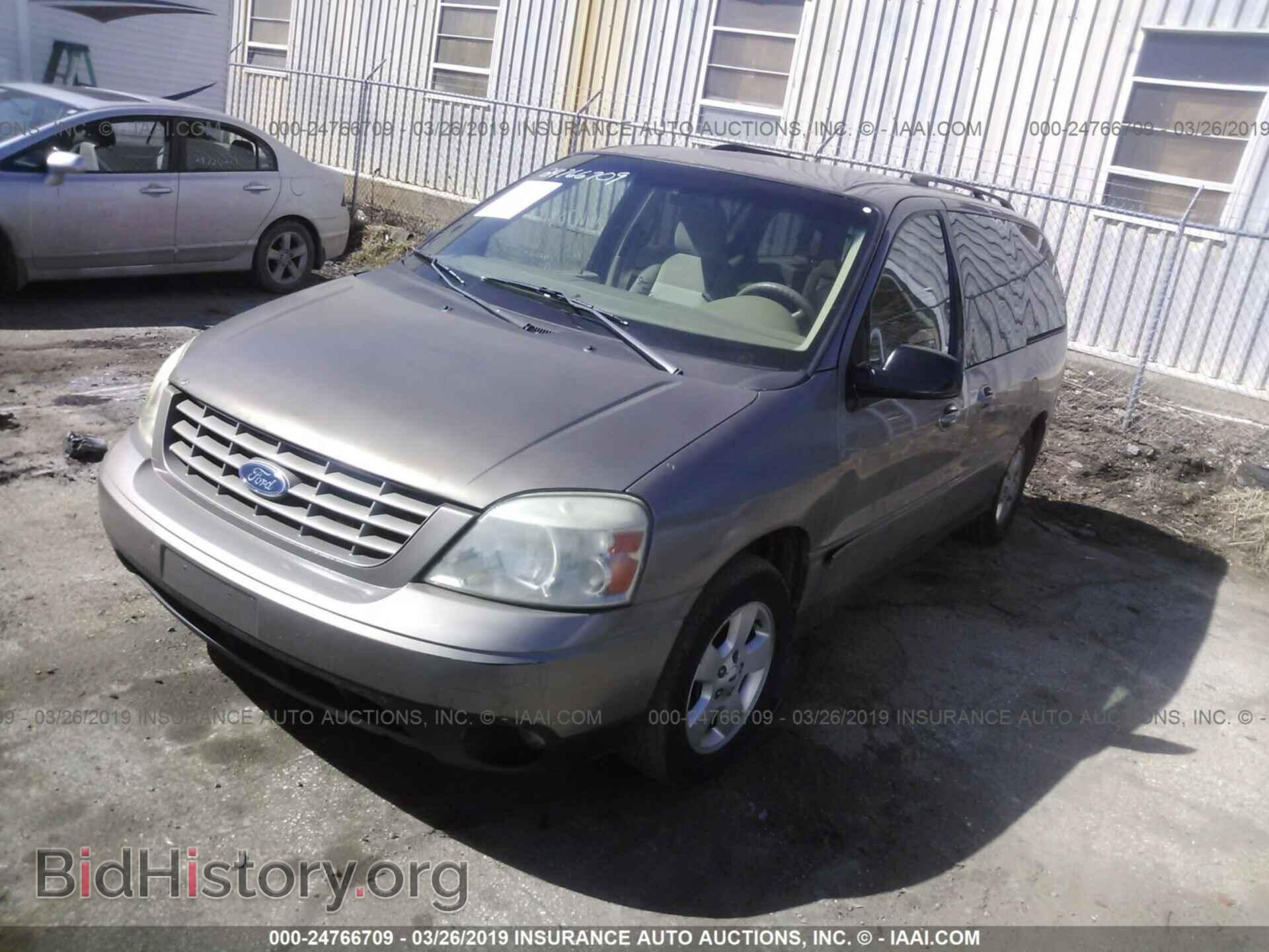2005 FORD FREESTAR - VIN: 2FMDA57685BA24263 - Фото 2