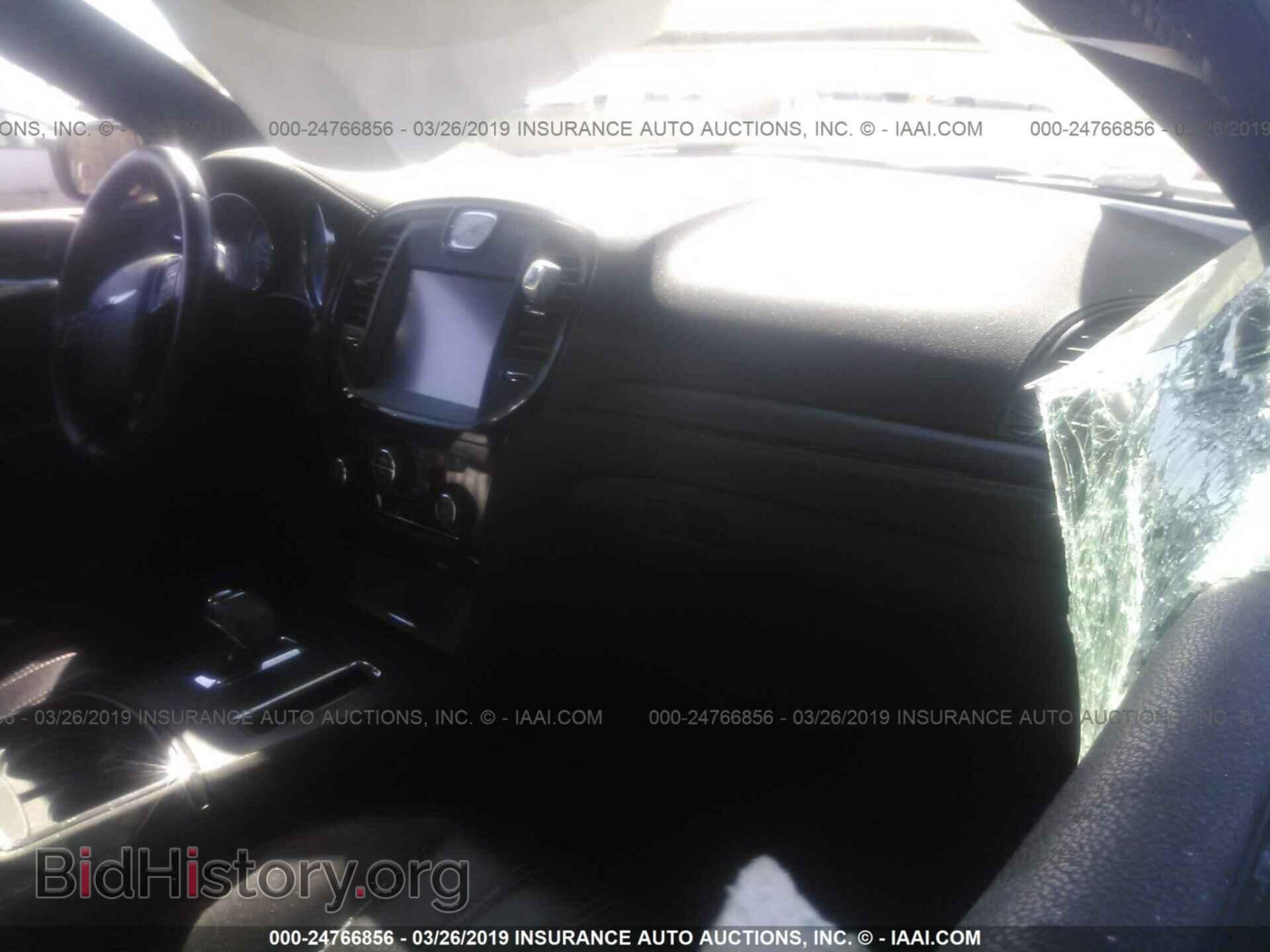 2013 CHRYSLER 300 - VIN: 2C3CCABG0DH557873 - Фото 5