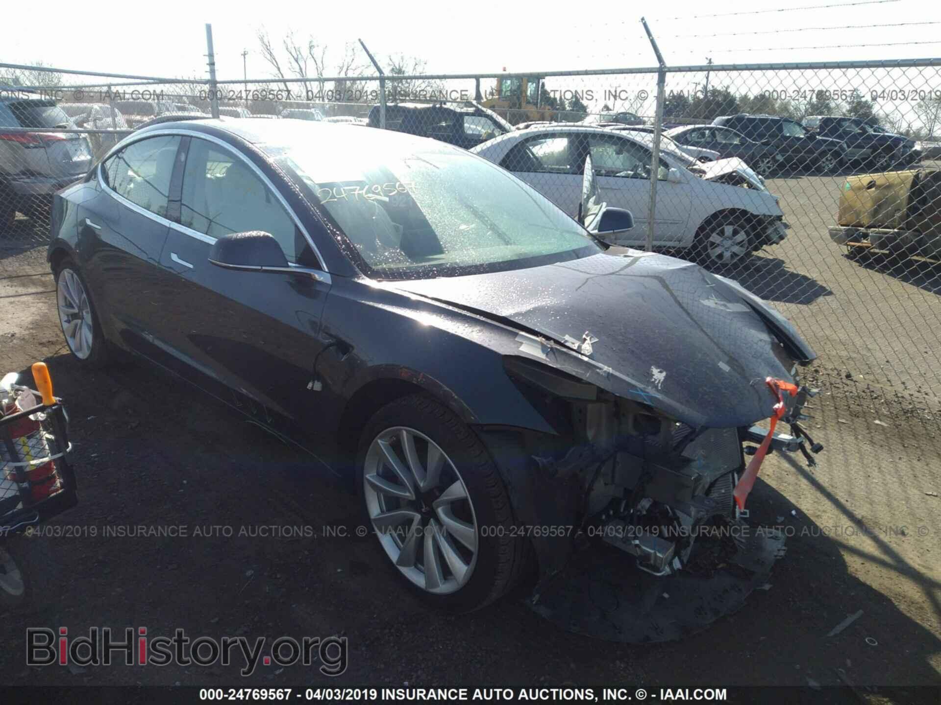 Фотография 5YJ3E1EB9JF111891 - TESLA MODEL 3 2018