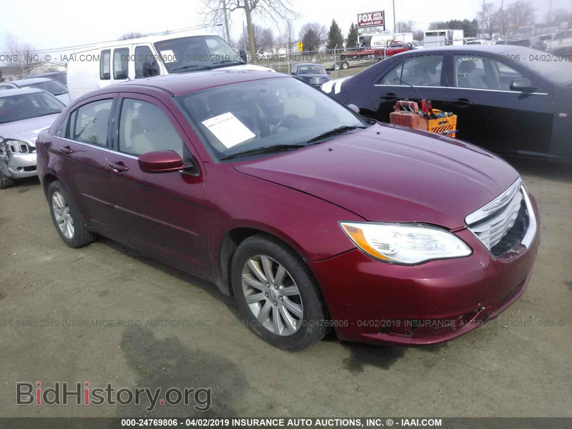 Photo 1C3CCBBG9DN704141 - CHRYSLER 200 2013