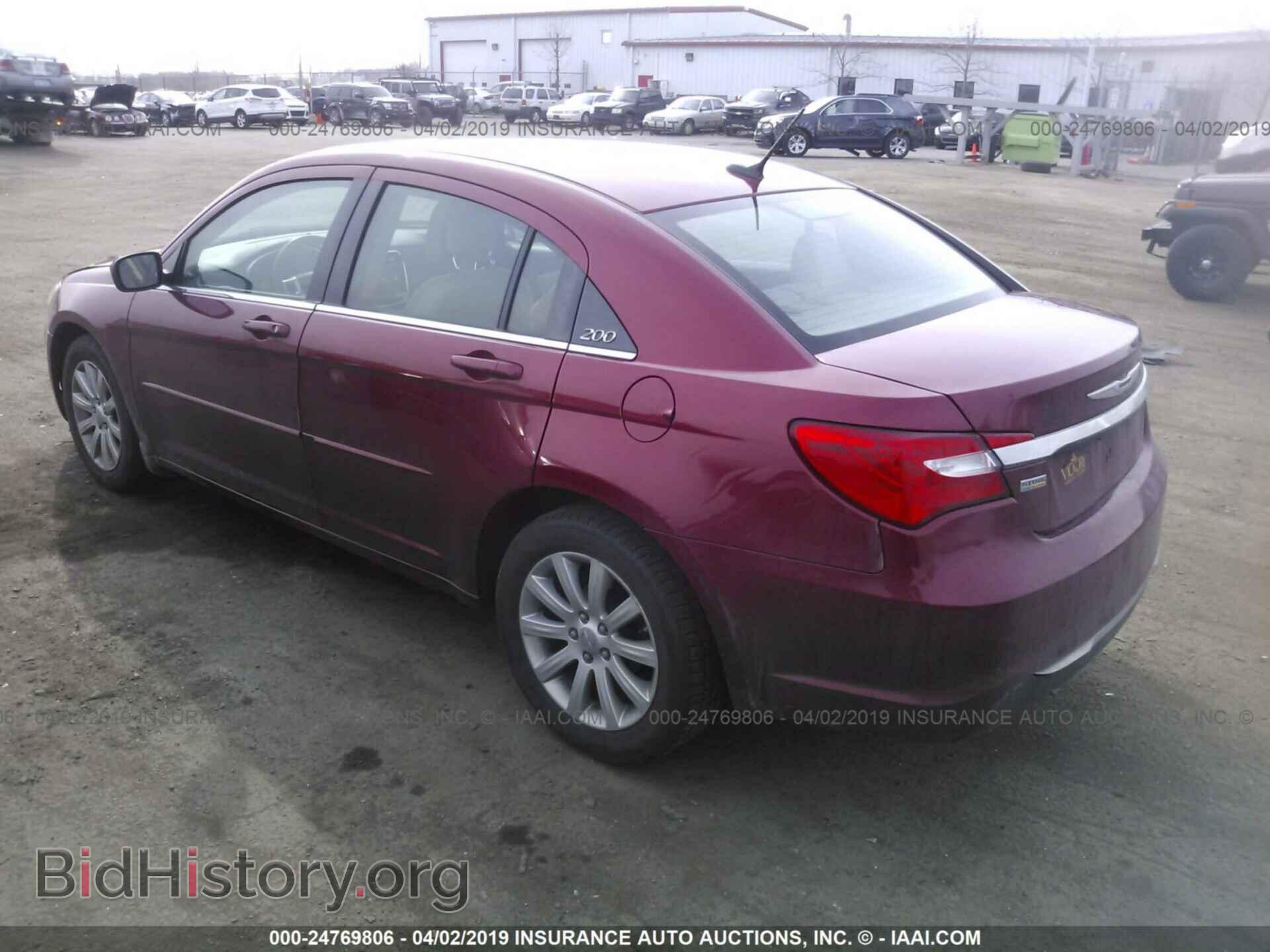 2013 CHRYSLER 200 - VIN: 1C3CCBBG9DN704141 - Фото 3