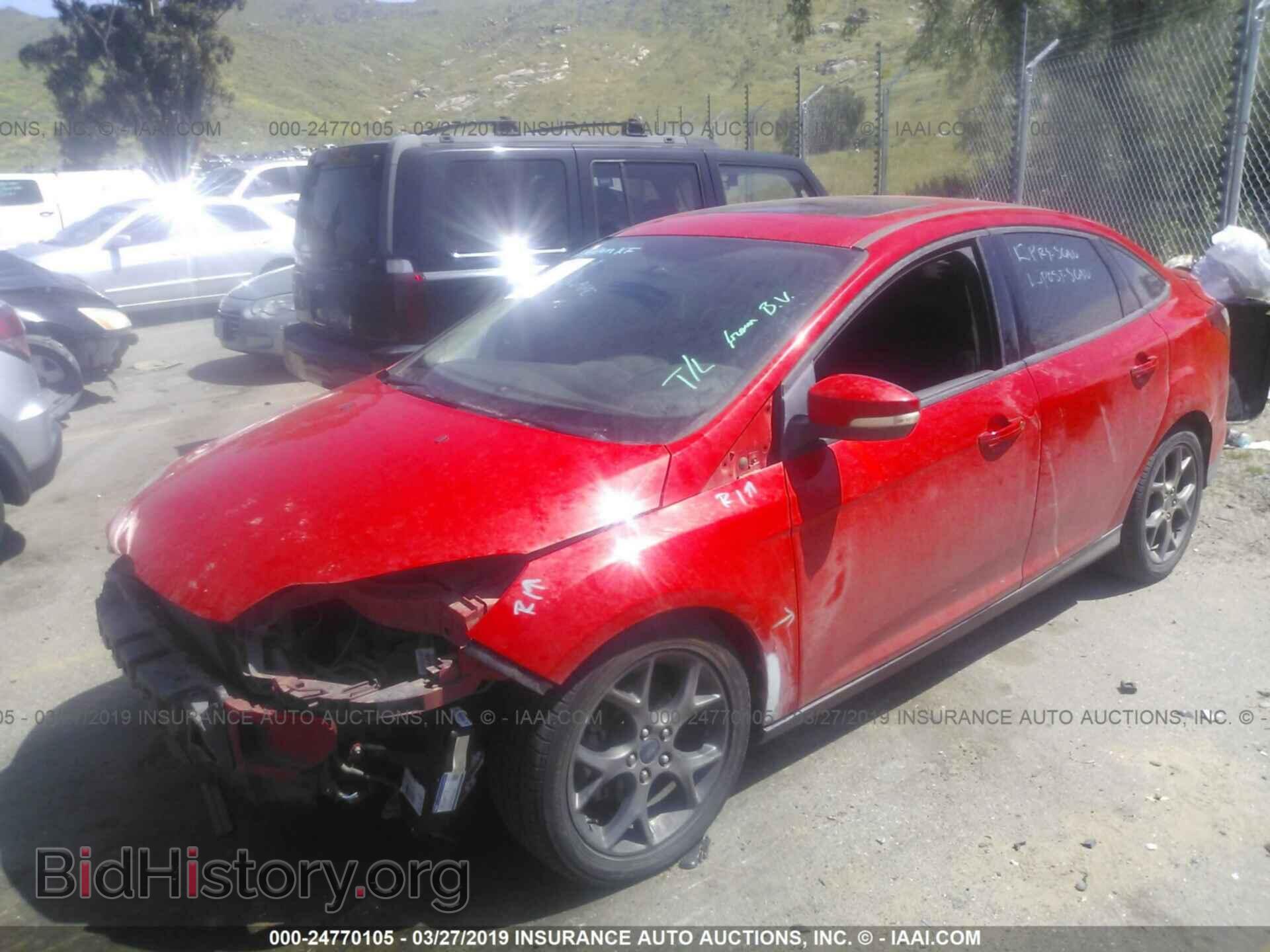 2013 Ford Focus - VIN: 1FADP3F22DL153142 - Photo 2