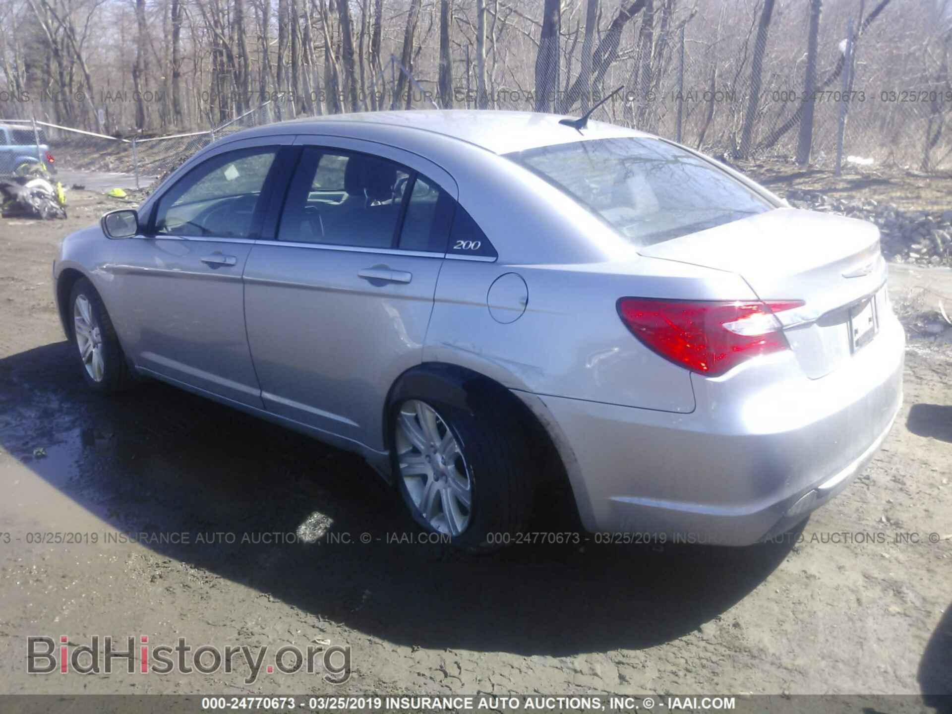2013 CHRYSLER 200 - VIN: 1C3CCBBB1DN574716 - Фото 3