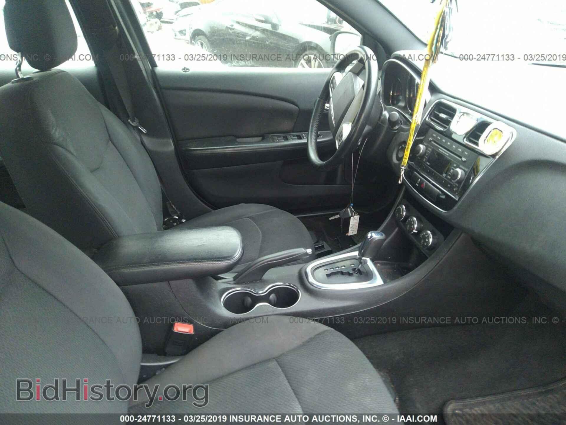 2013 CHRYSLER 200 - VIN: 1C3CCBBB1DN717776 - Photo 5