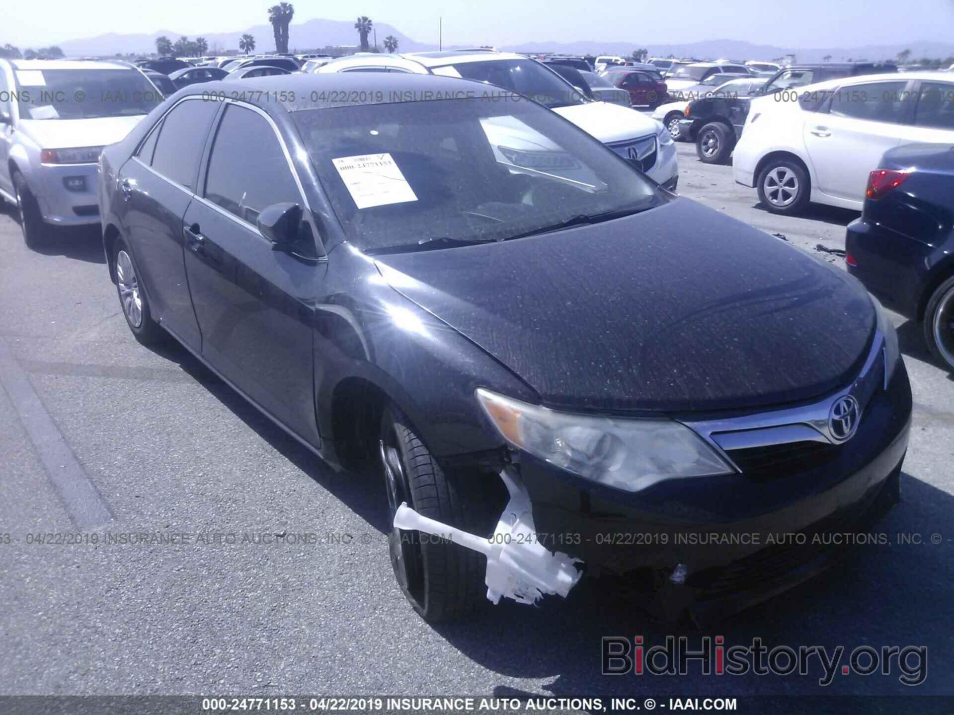 Photo 4T4BF1FK2DR300158 - TOYOTA CAMRY 2013