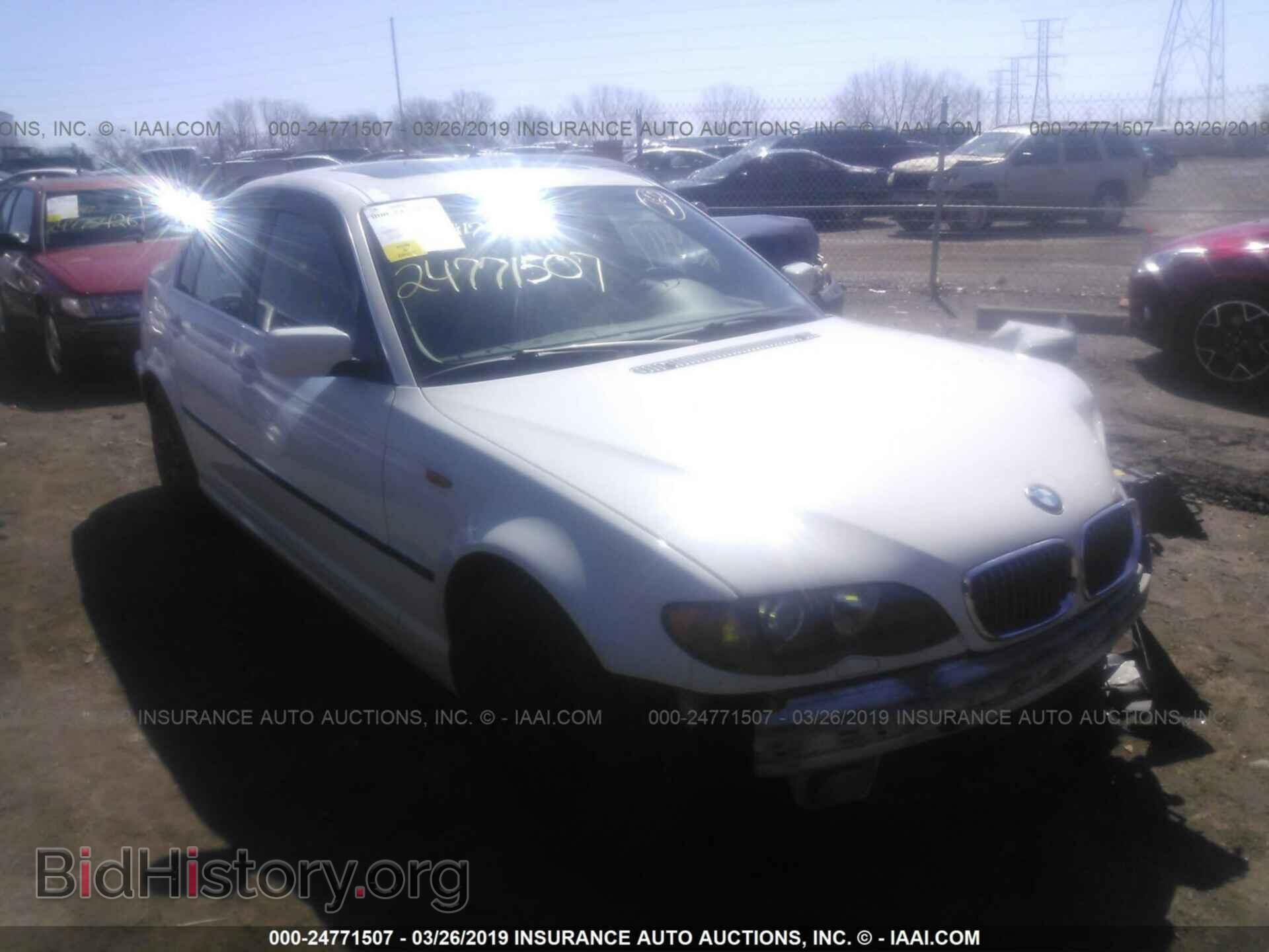 Photo WBAEW53404PN36344 - BMW 330 2004