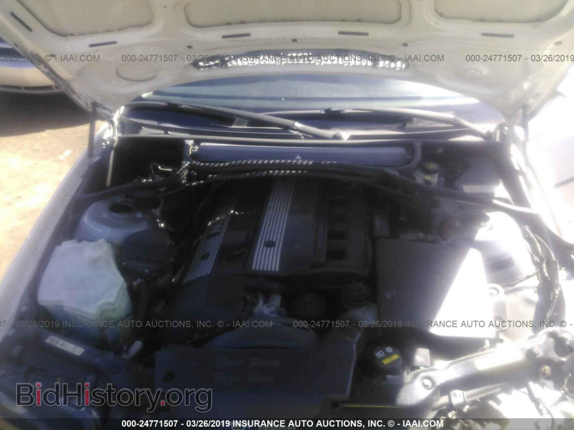 2004 BMW 330 - VIN: WBAEW53404PN36344 - Фото 10