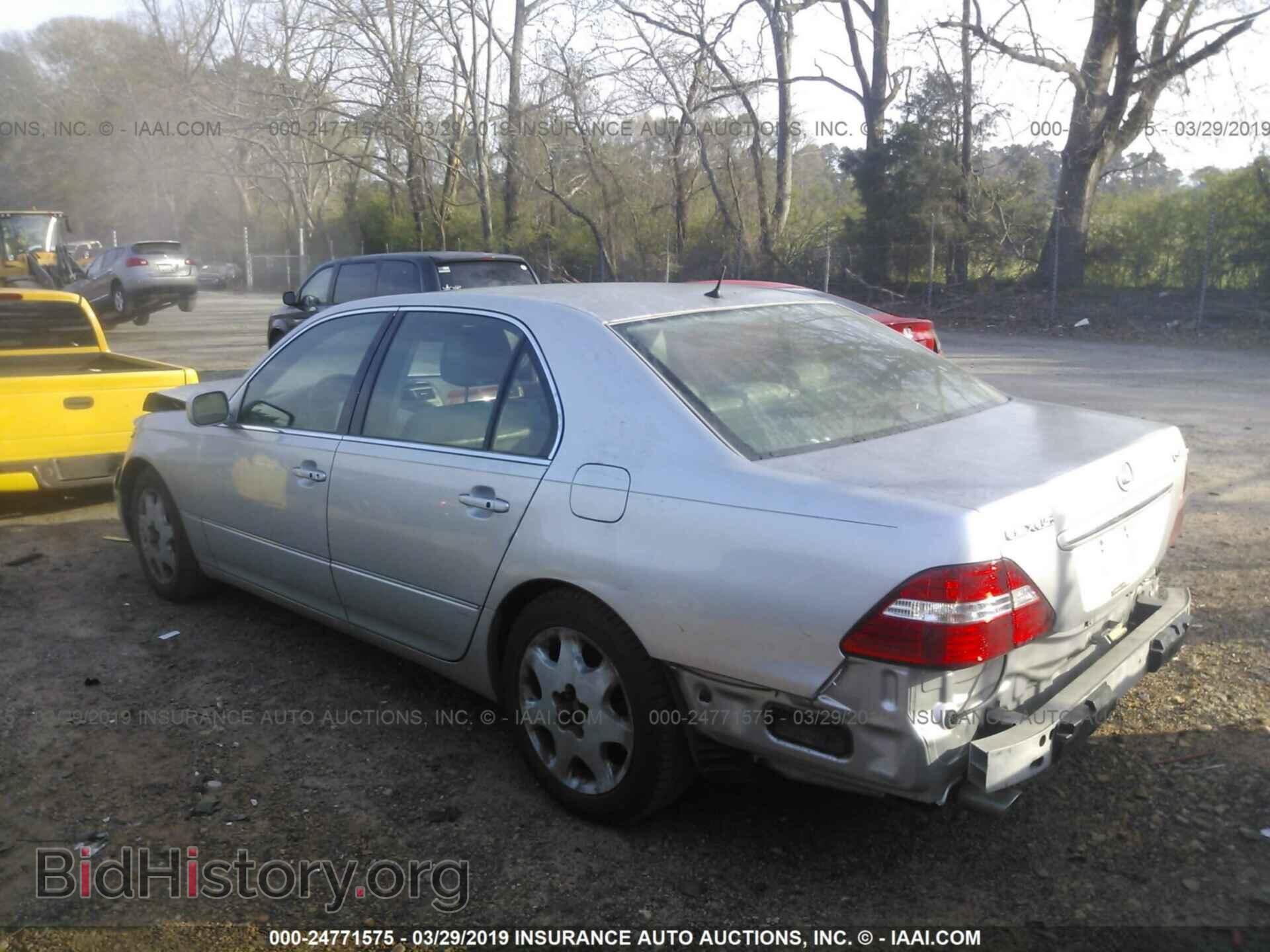 2005 LEXUS LS - VIN: JTHBN36F055001620 - Photo 3