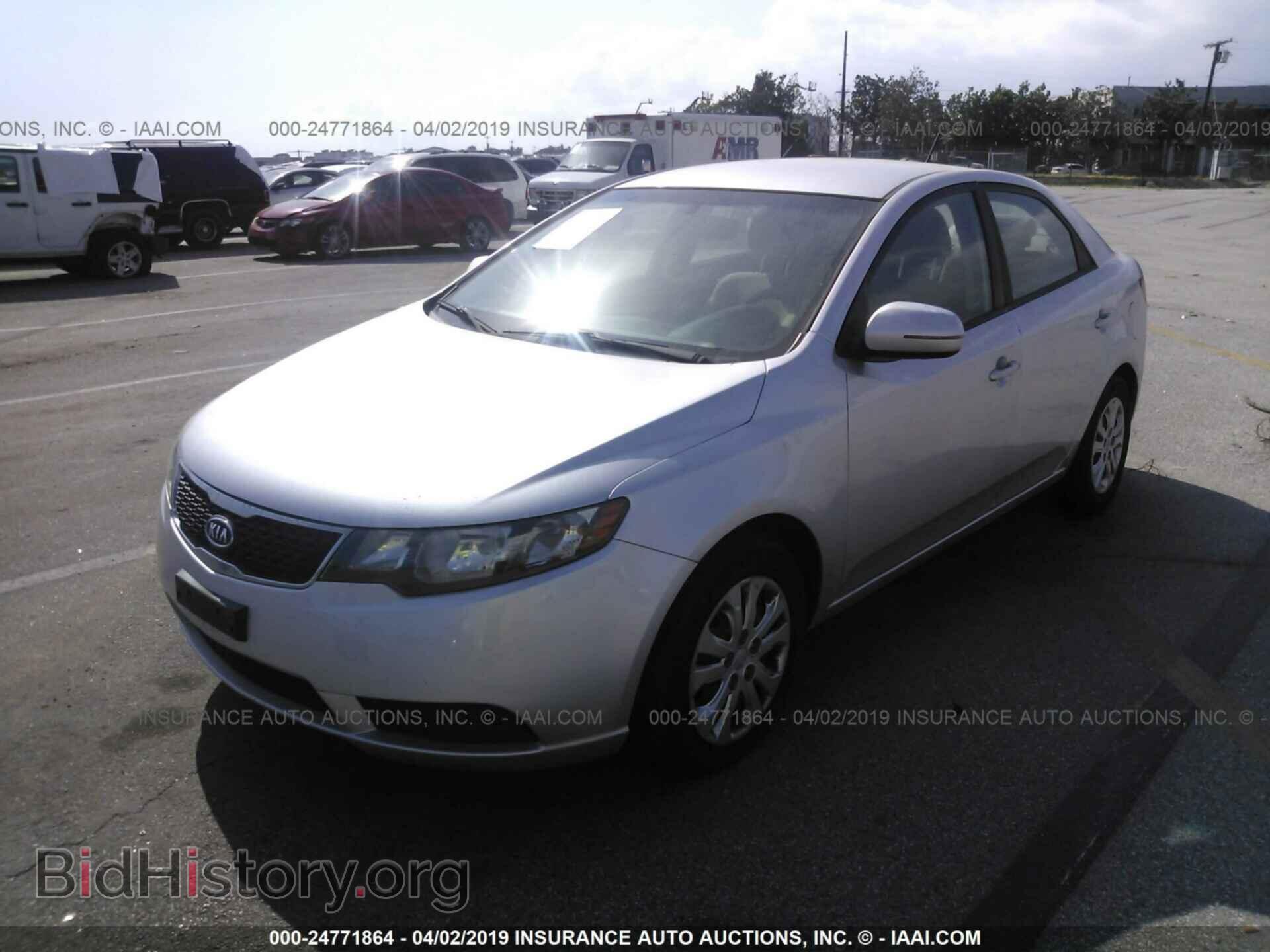 2011 KIA FORTE - VIN: KNAFU4A27B5438121 - Фото 2