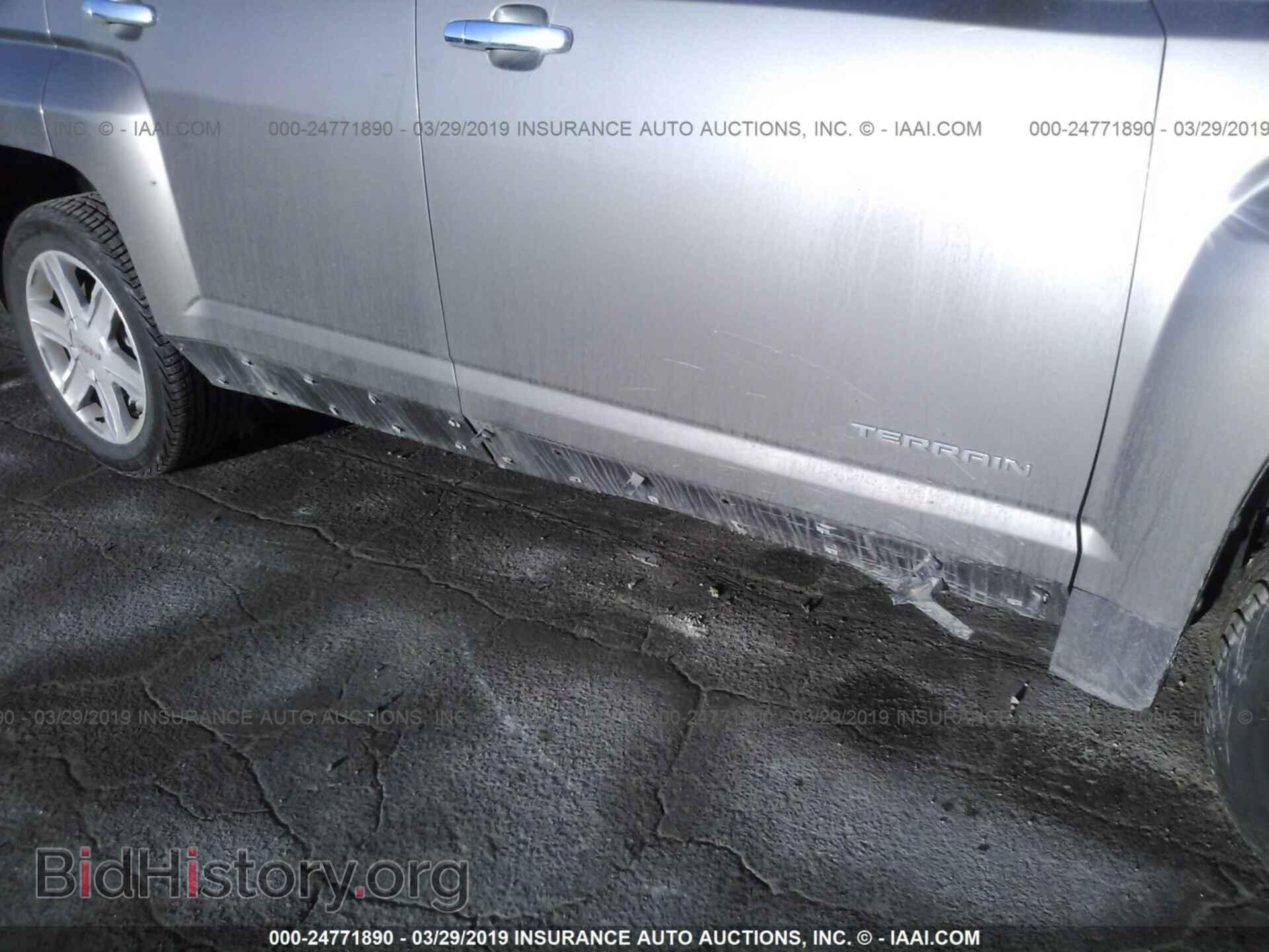 2011 GMC TERRAIN - VIN: 2CTALWEC1B6338460 - Photo 6