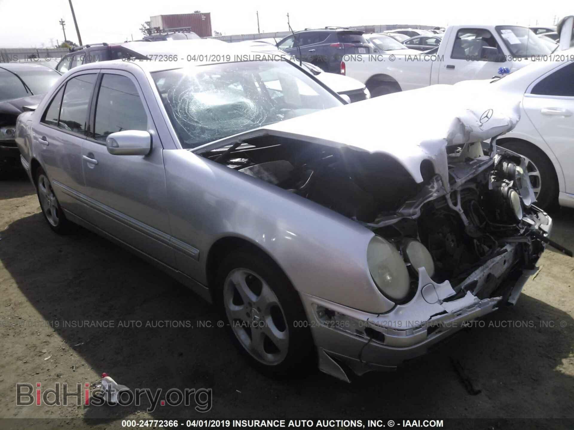 Photo WDBJF70J32B477760 - MERCEDES-BENZ E 2002