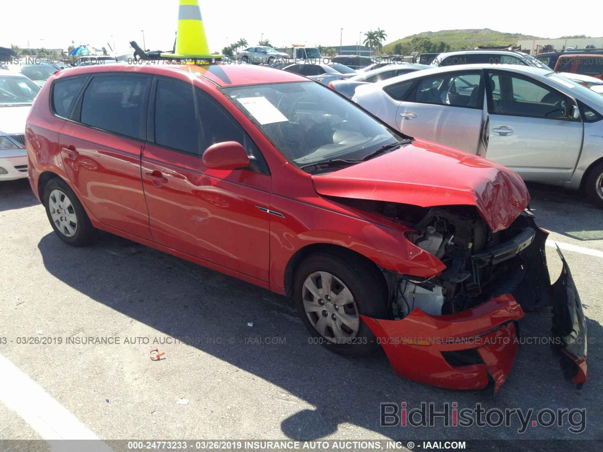 Photo KMHDB8AE2BU105487 - HYUNDAI ELANTRA TOURING 2011