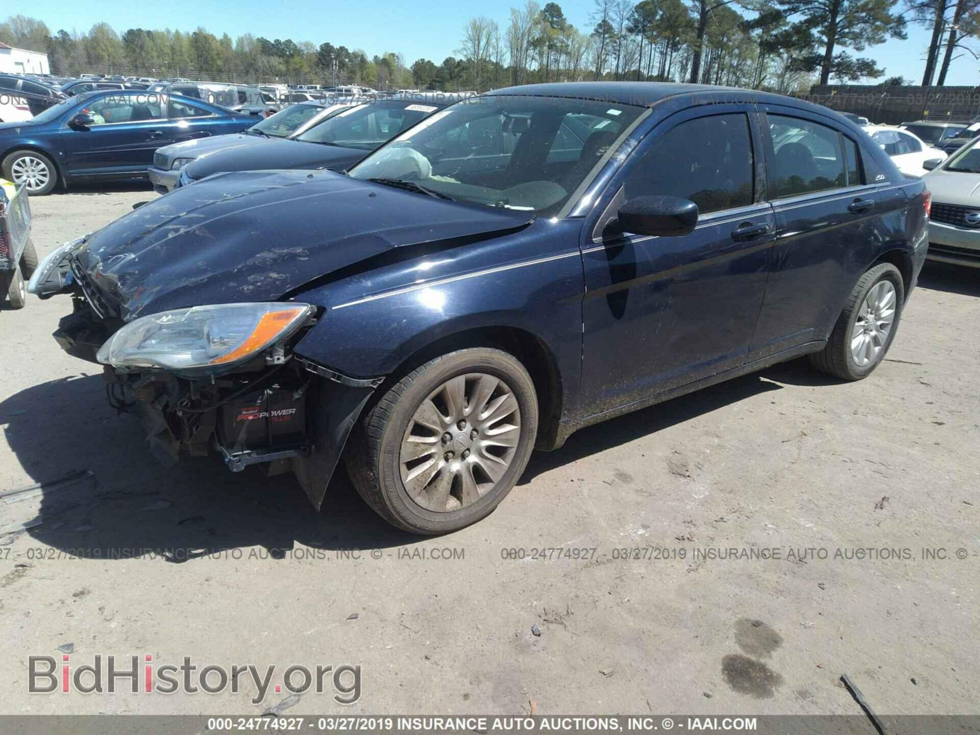 2014 CHRYSLER 200 - VIN: 1C3CCBAB2EN122826 - Photo 2