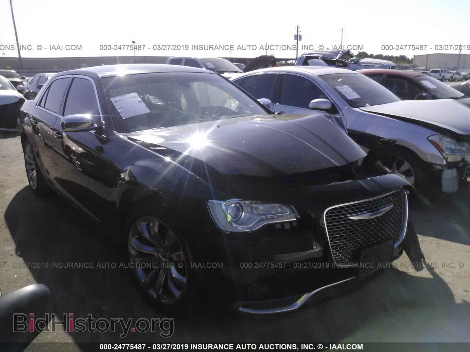 Фотография 2C3CCAAG7KH566259 - CHRYSLER 300 2019