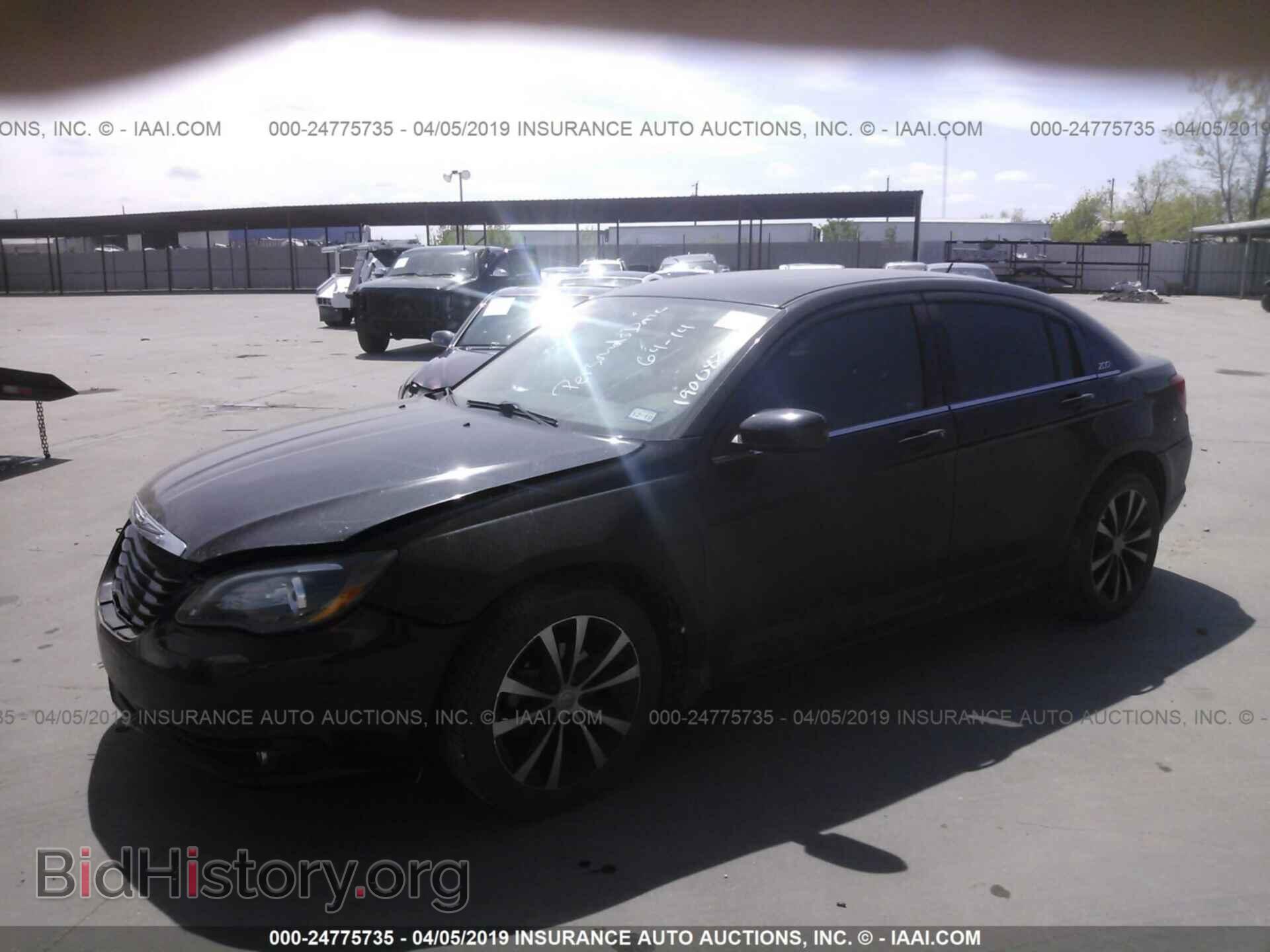 2013 CHRYSLER 200 - VIN: 1C3CCBBB2DN574501 - Photo 2