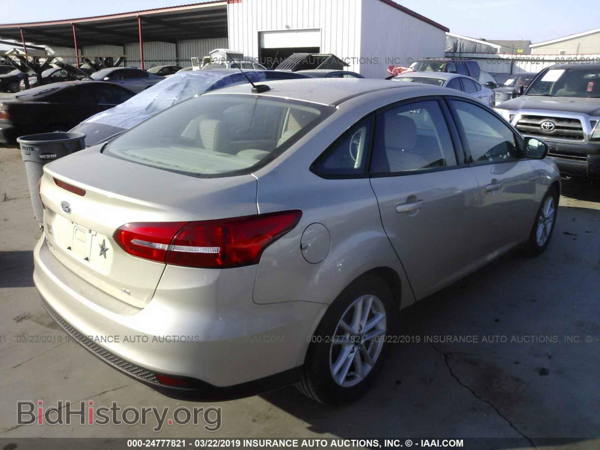 2017 FORD FOCUS - VIN: 1FADP3F22HL342251 - Photo 4
