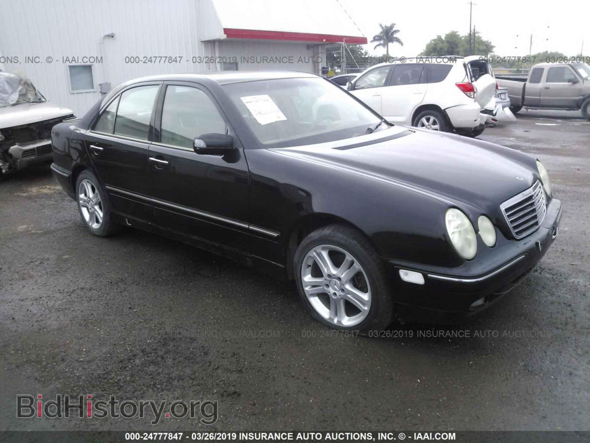 Photo WDBJF82J0YX036215 - MERCEDES-BENZ E 2000