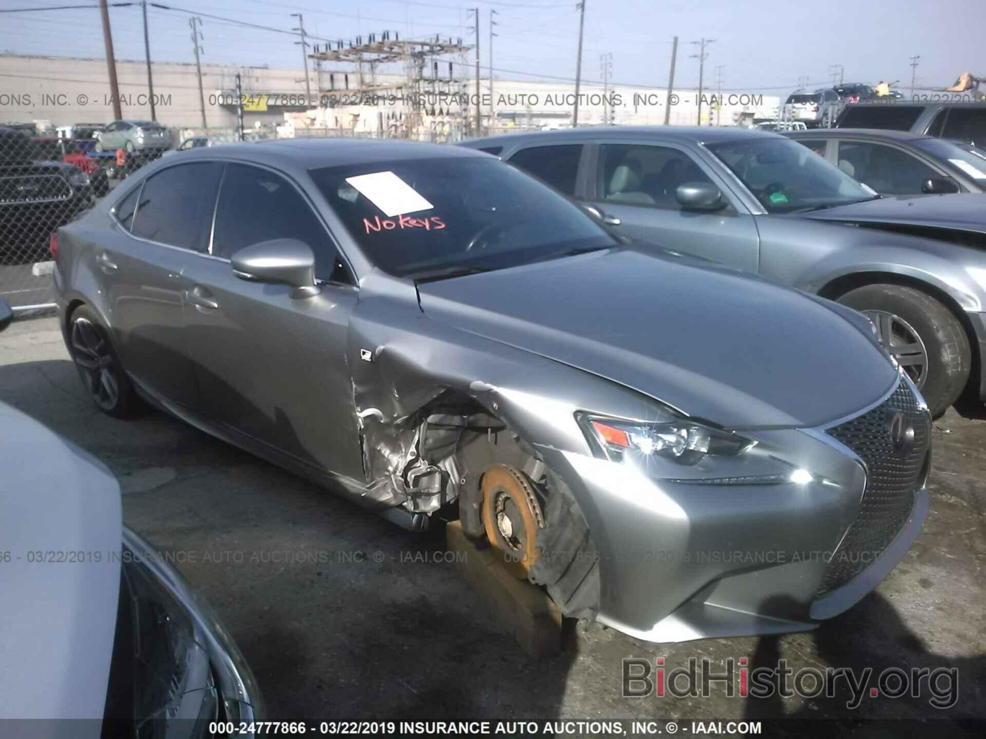 Photo JTHBE1D20G5027920 - LEXUS IS 2016