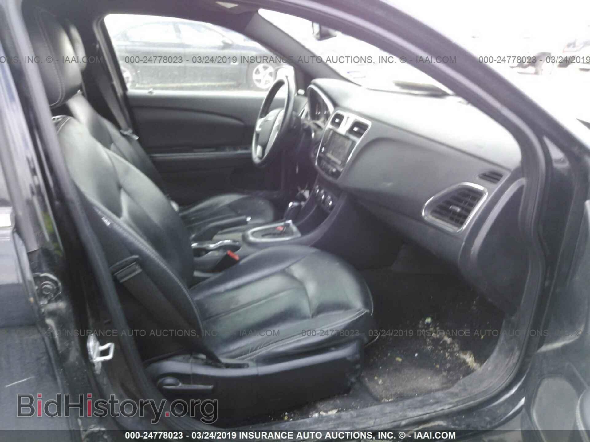 2011 CHRYSLER 200 - VIN: 1C3BC2FG3BN582136 - Фото 5