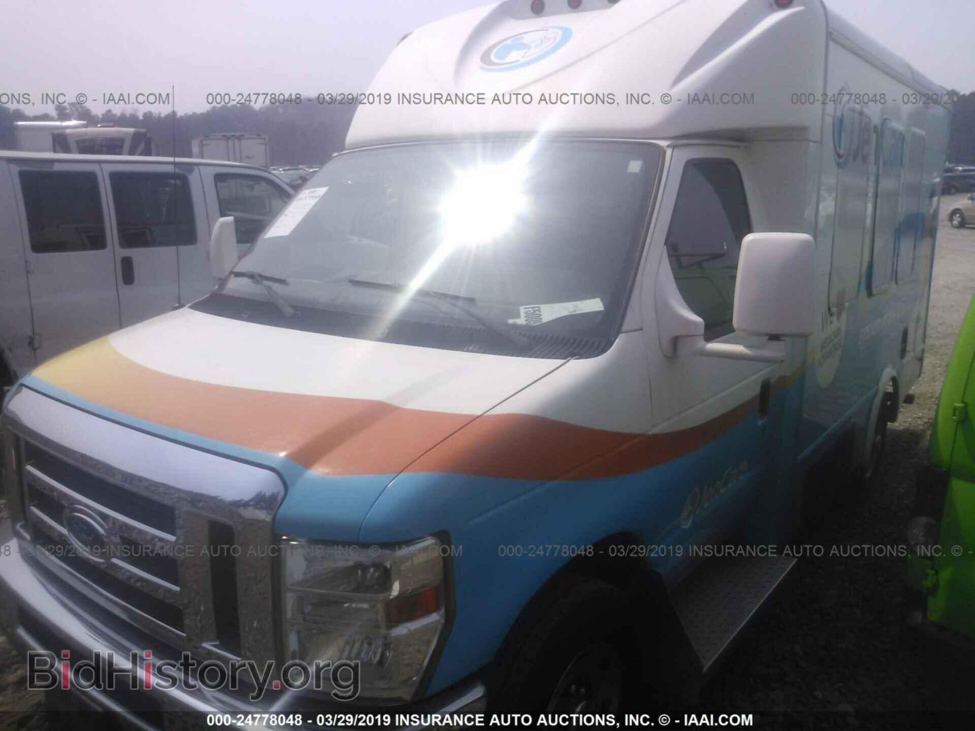 2013 FORD ECONOLINE - VIN: 1FDWE3FL8DDA79250 - Фото 2