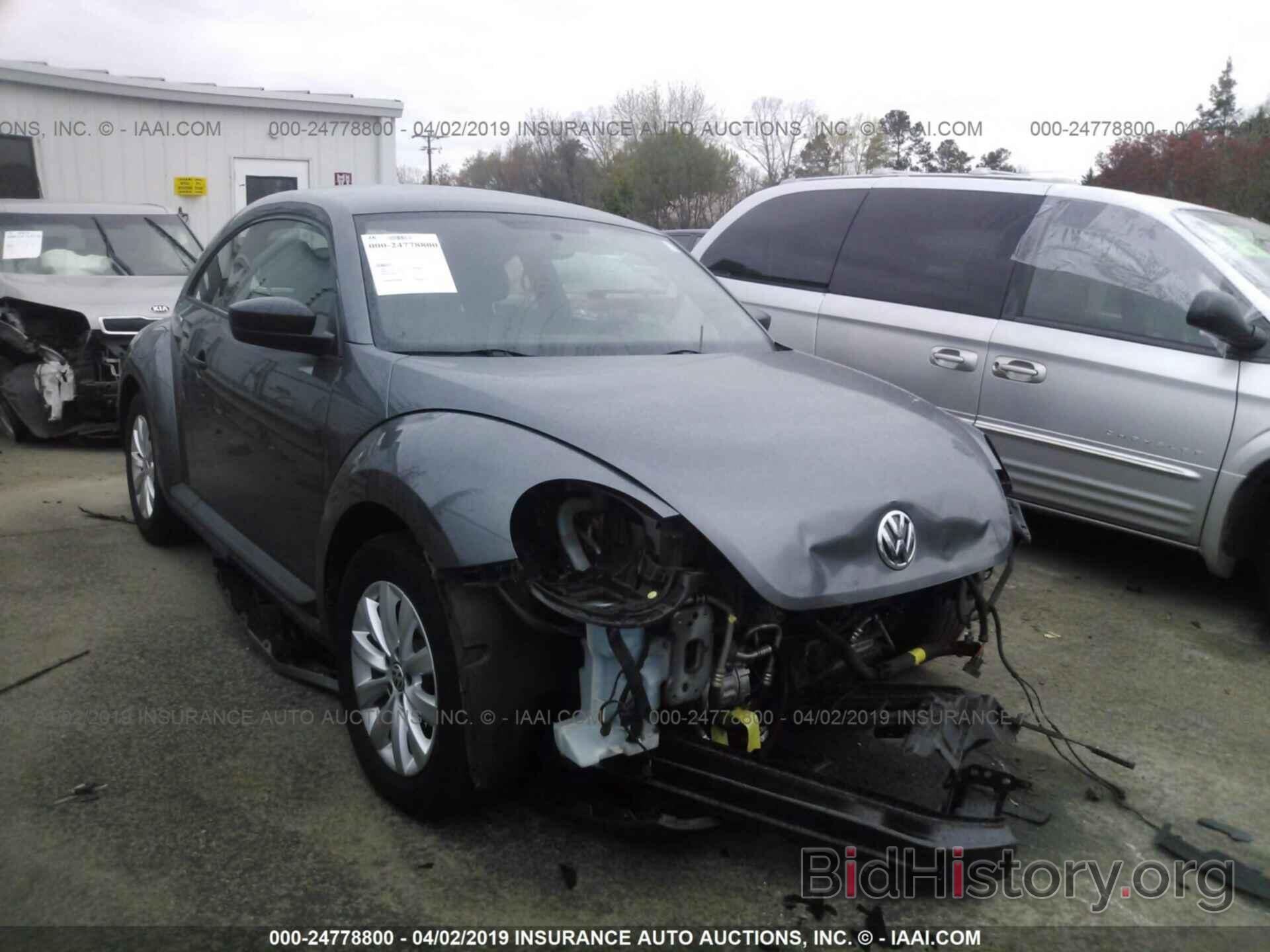 Photo 3VWFP7AT5DM644133 - VOLKSWAGEN BEETLE 2013