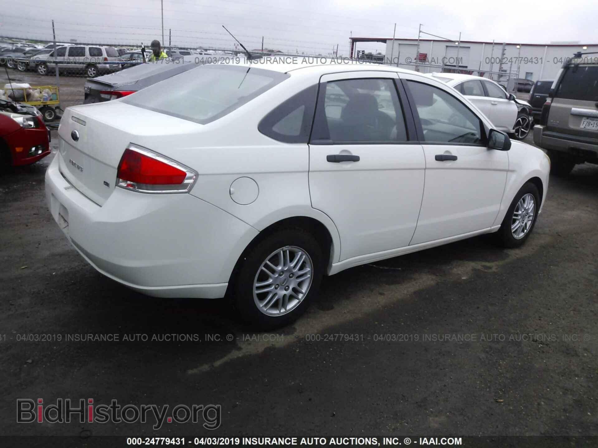 2011 FORD FOCUS - VIN: 1FAHP3FN7BW120600 - Фото 4