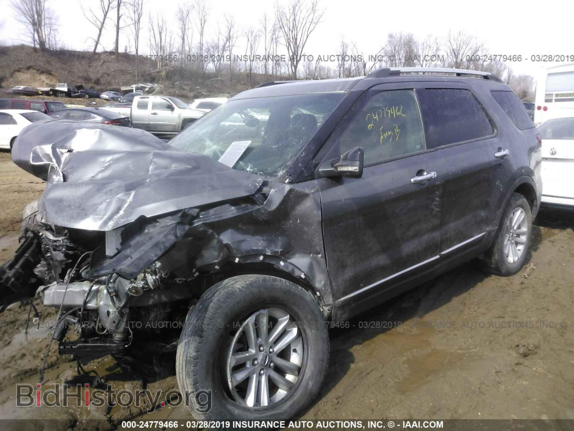 2011 FORD EXPLORER - VIN: 1FMHK8D82BGA79138 - Фото 2